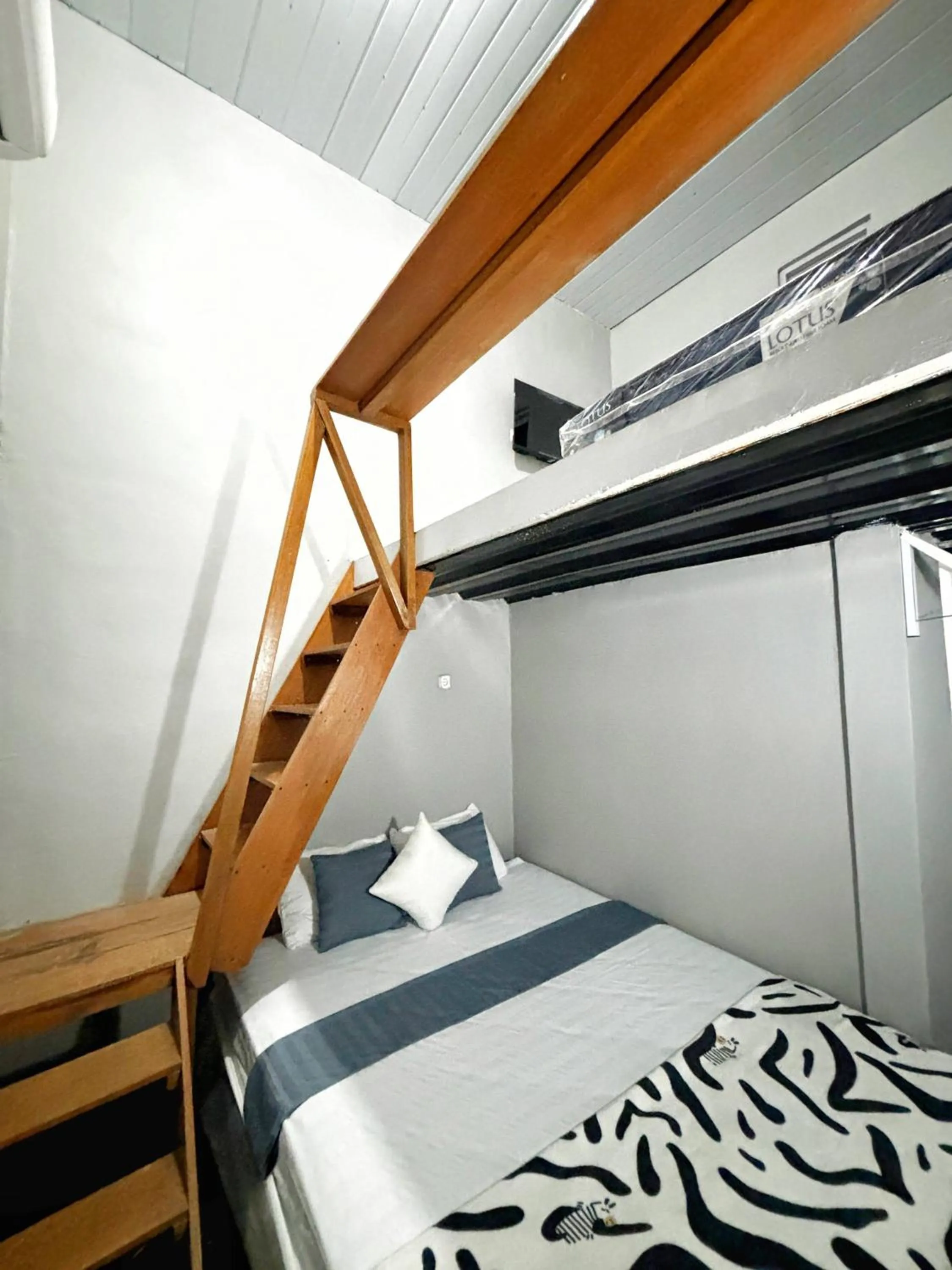 Bedroom, Bed in Kost Harian Semarang Murah