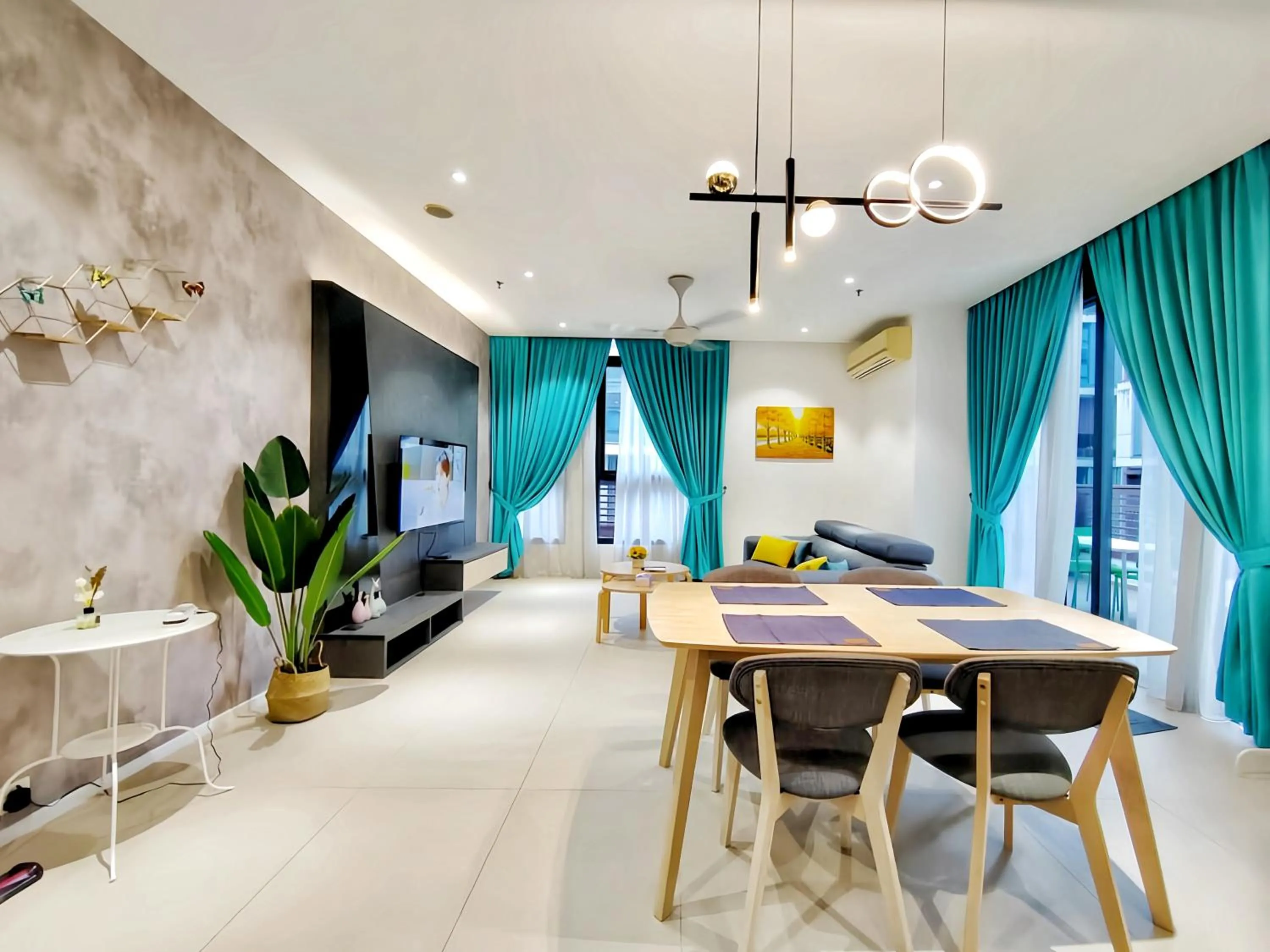 TV and multimedia in Arcoris Mont Kiara