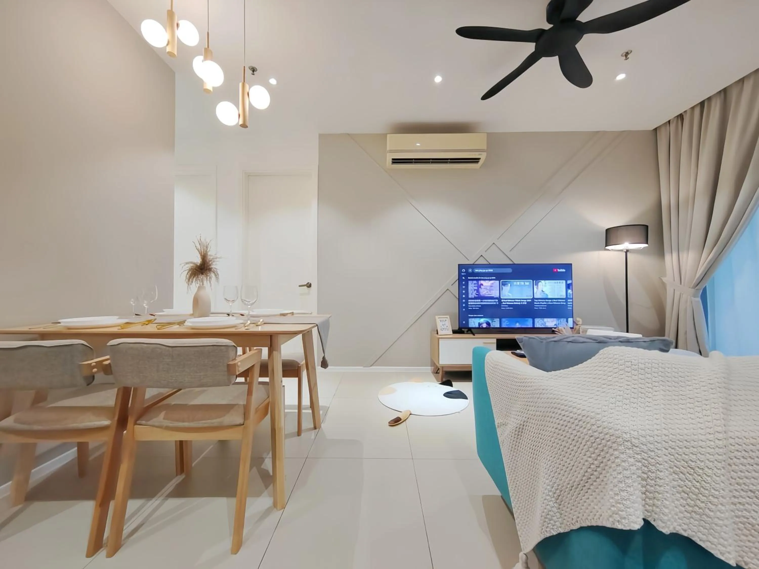 TV and multimedia, Bed in Arcoris Mont Kiara