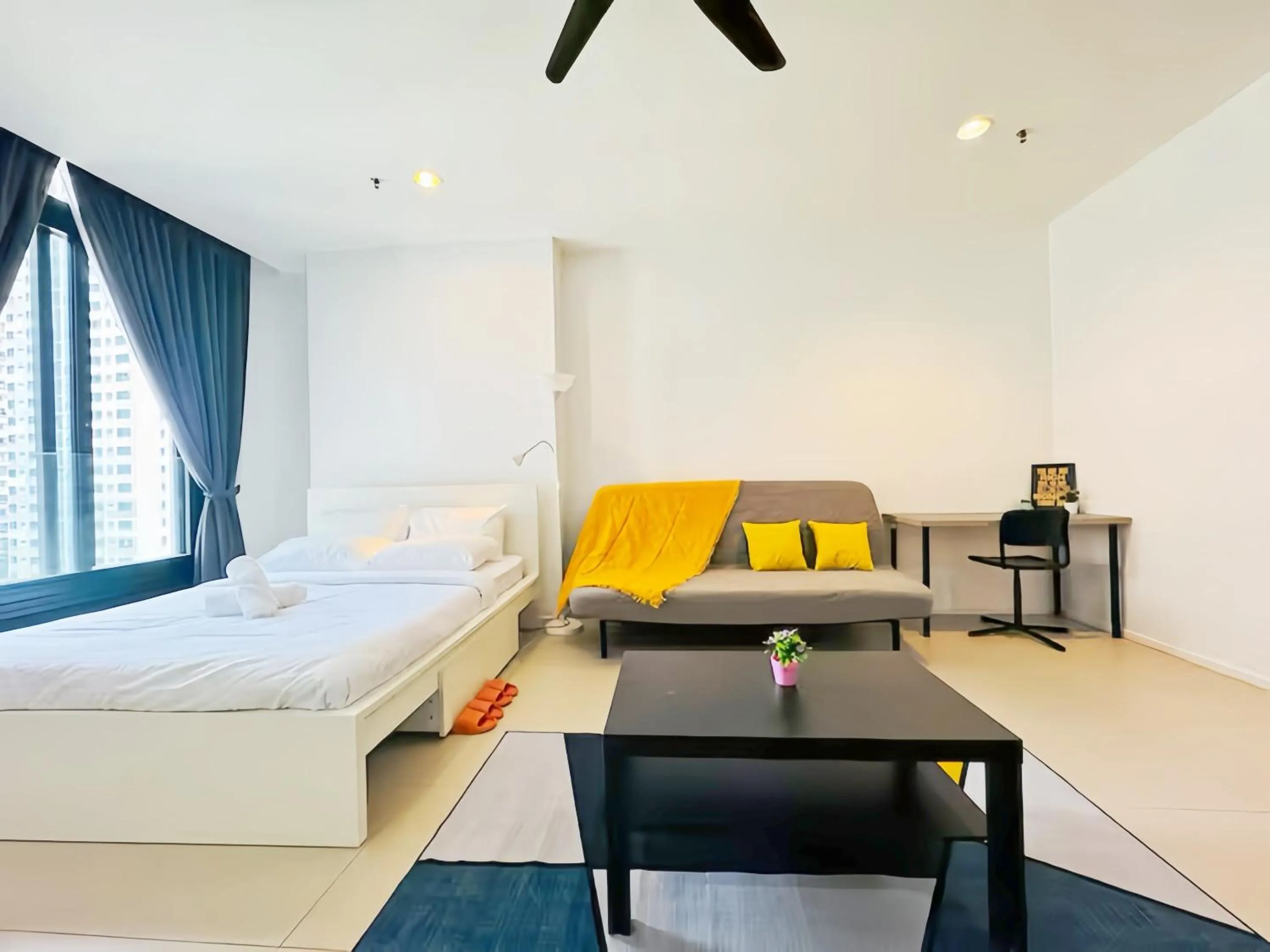Bed in Arcoris Mont Kiara