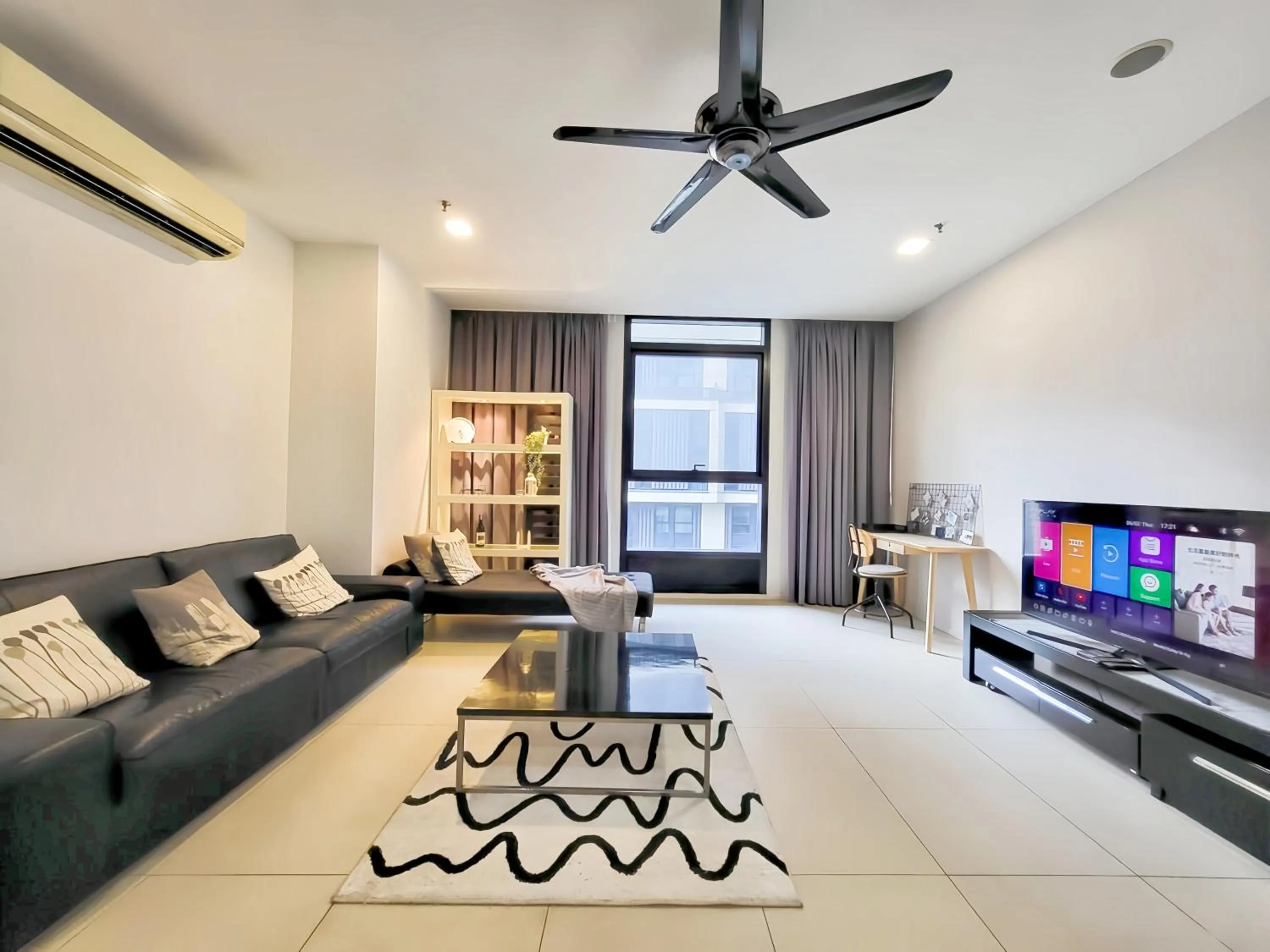 TV and multimedia in Arcoris Mont Kiara