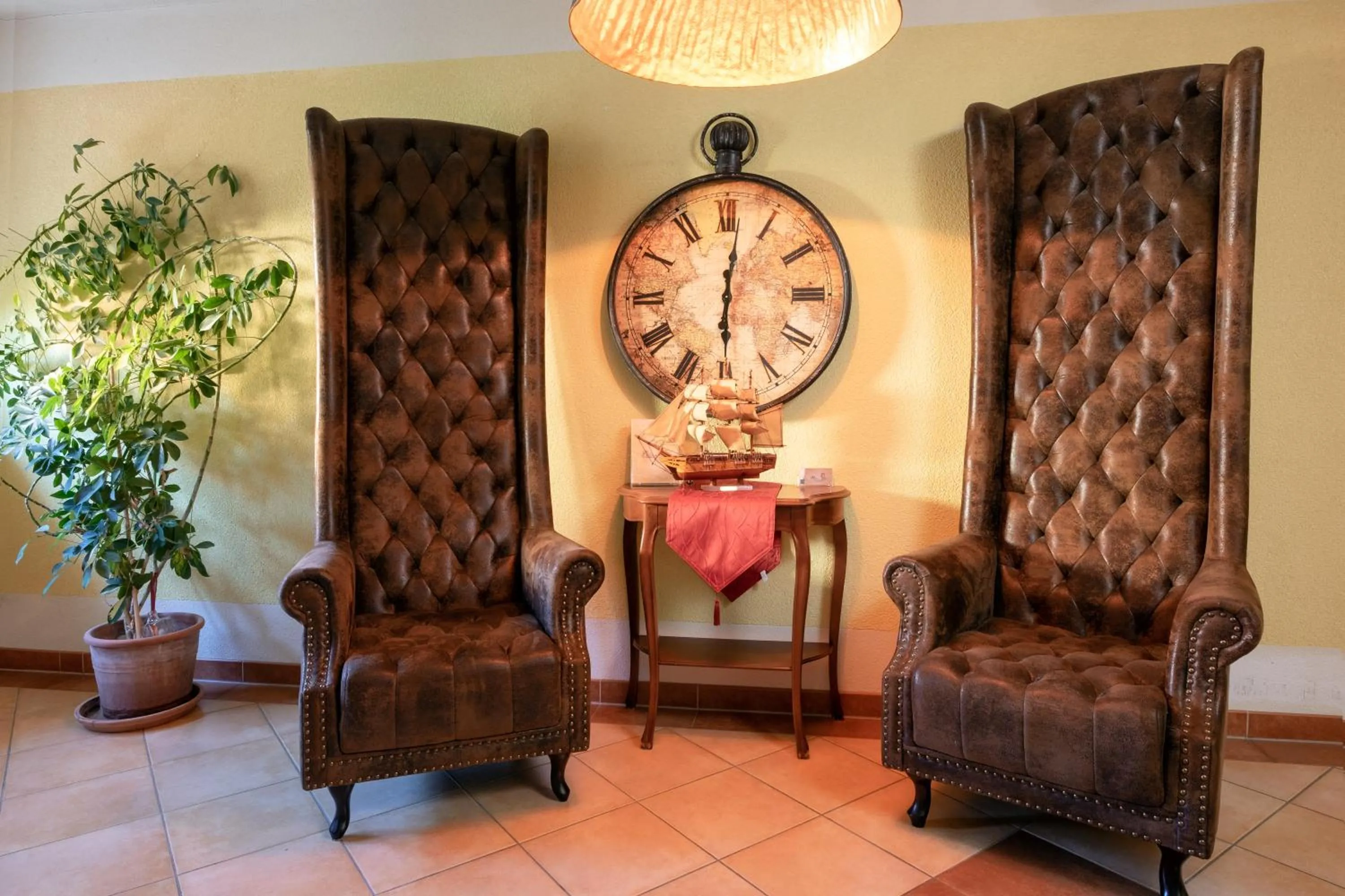 Decorative detail in Hotel Apollon Rust