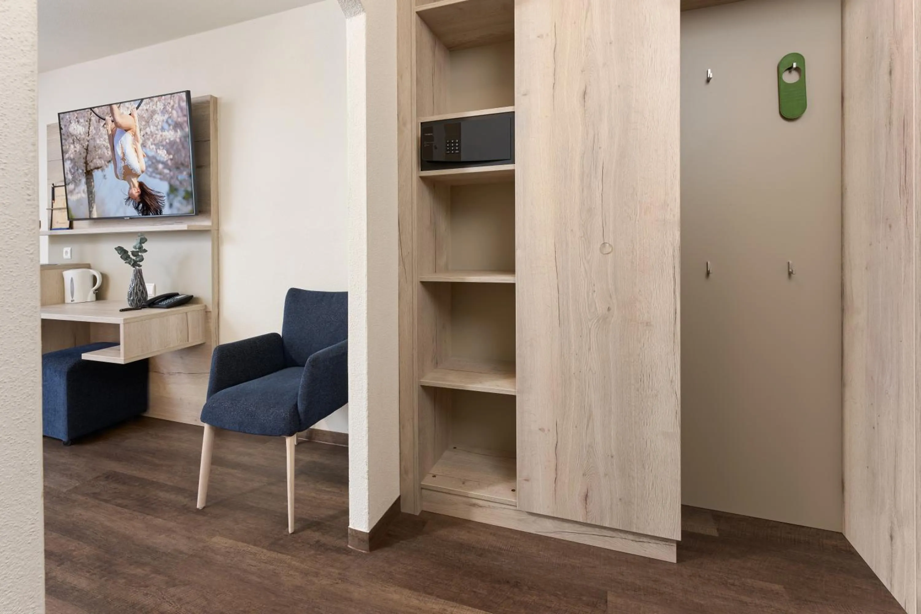 TV and multimedia in Hotel Apollon Rust
