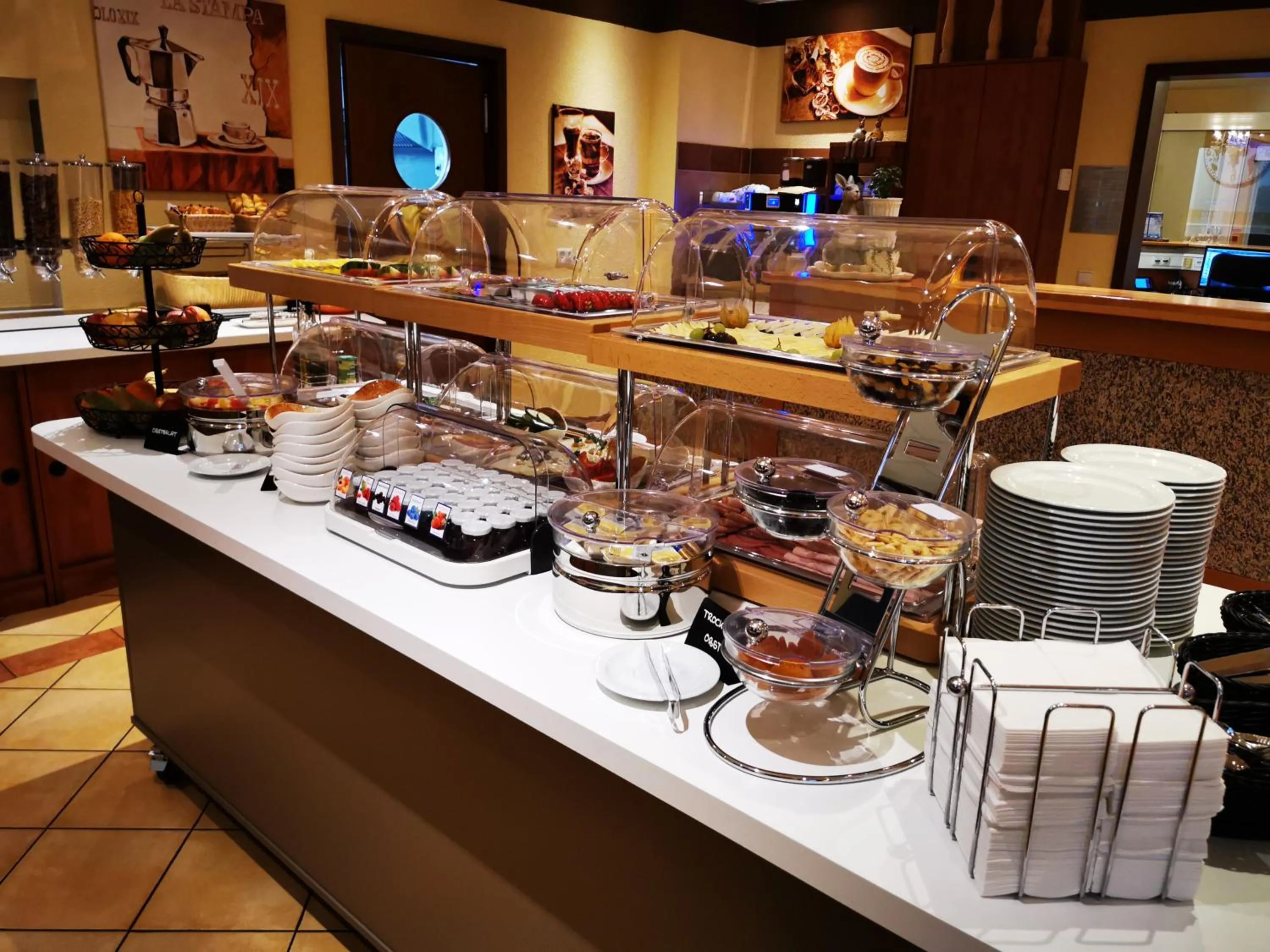 Food in Hotel Apollon Rust