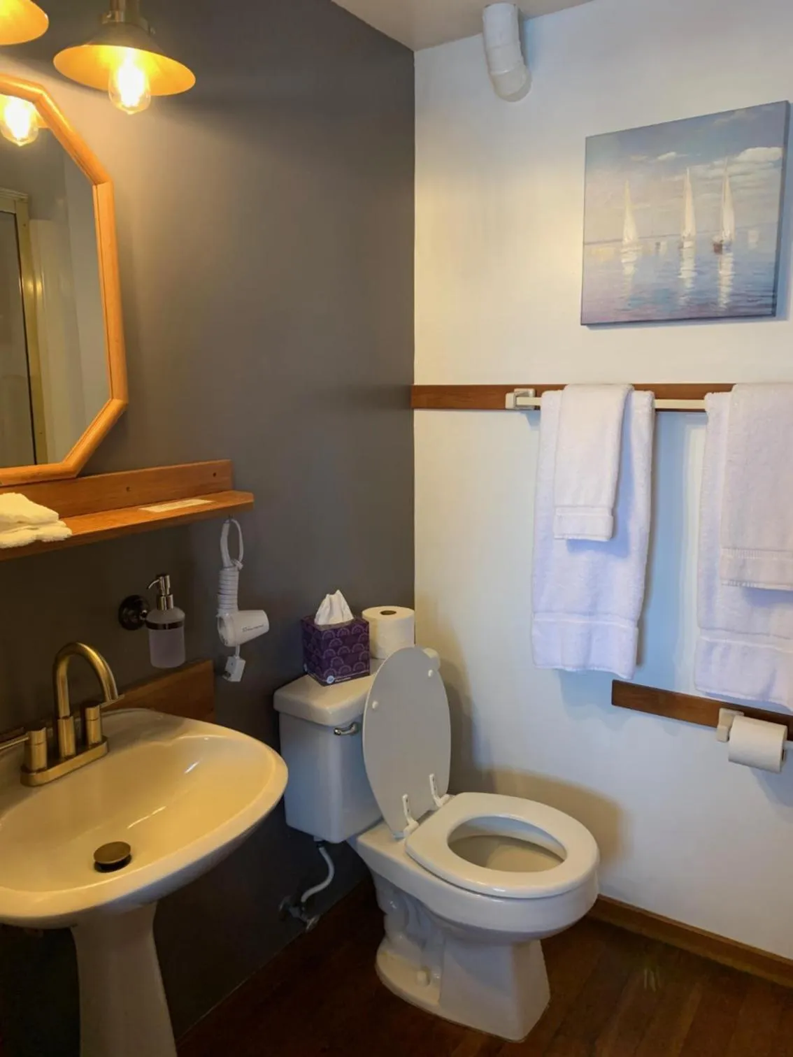 Bathroom in The Newport Belle