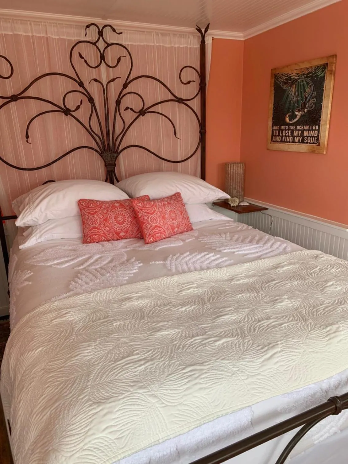 Bed in The Newport Belle