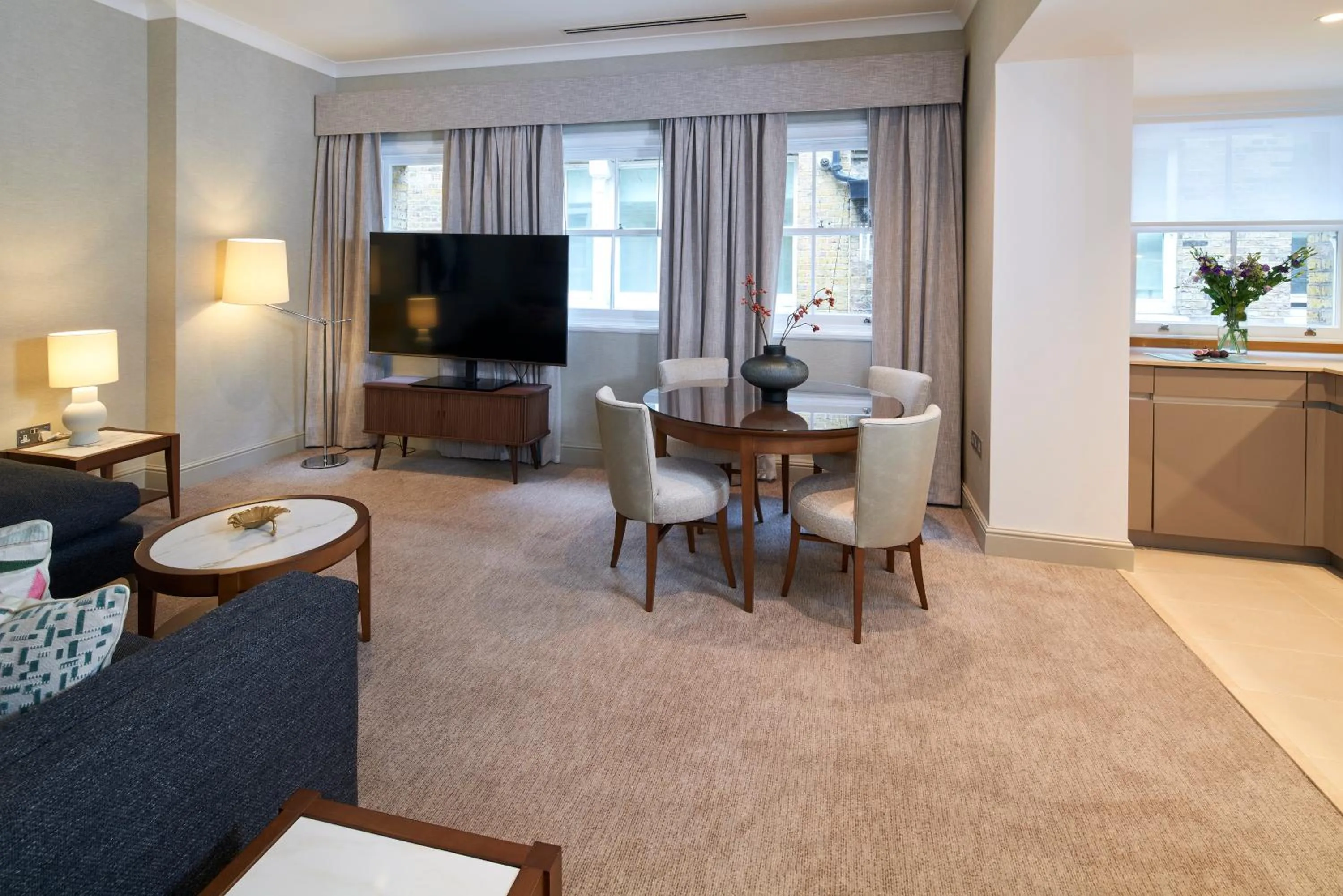 TV and multimedia in Cheval Calico House