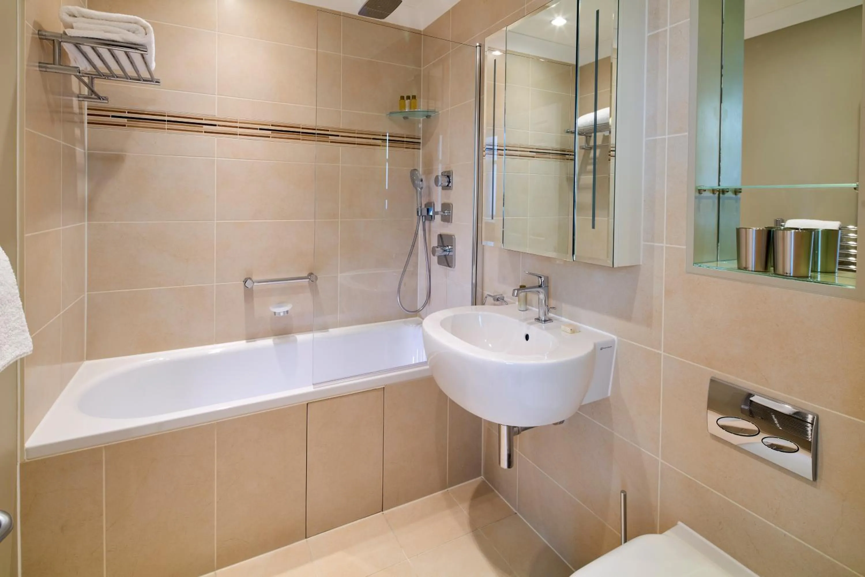 Shower in Cheval Calico House