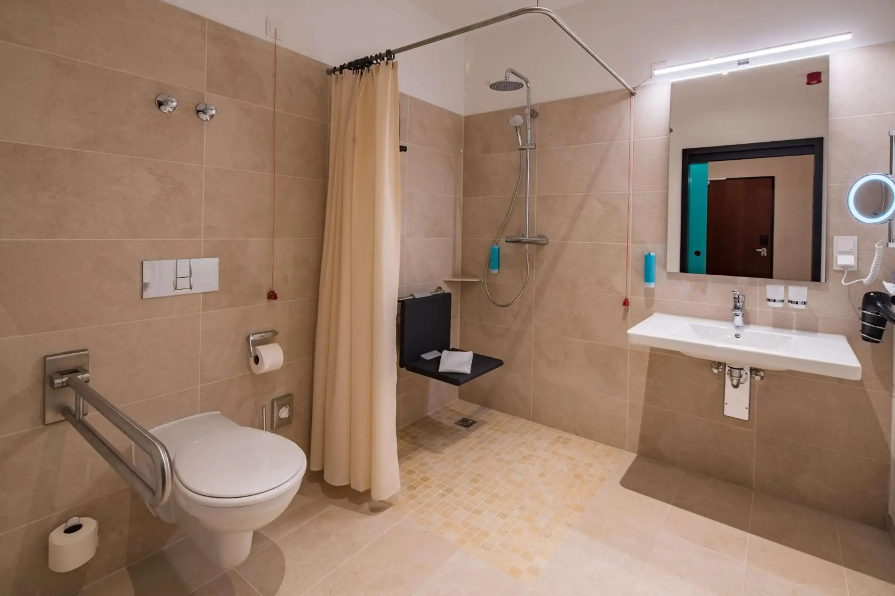 Bathroom in Best Western Plus Hotel Excelsior Bathroom in Best Western Plus Hotel Excelsior