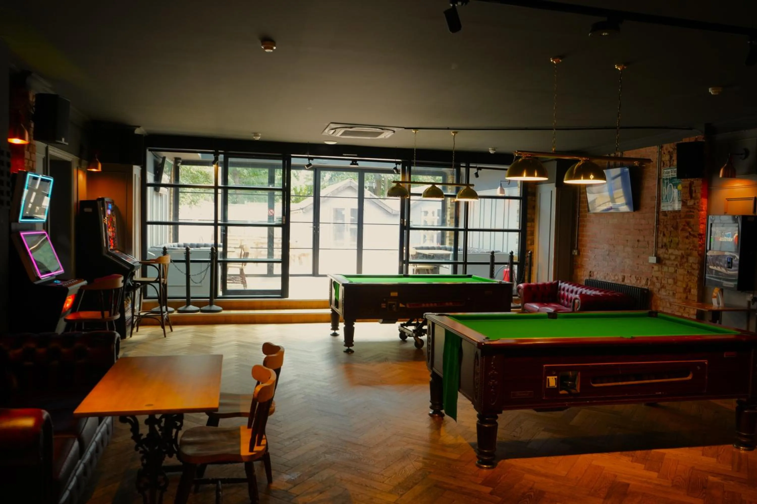 Billiard in Fountain Hotel