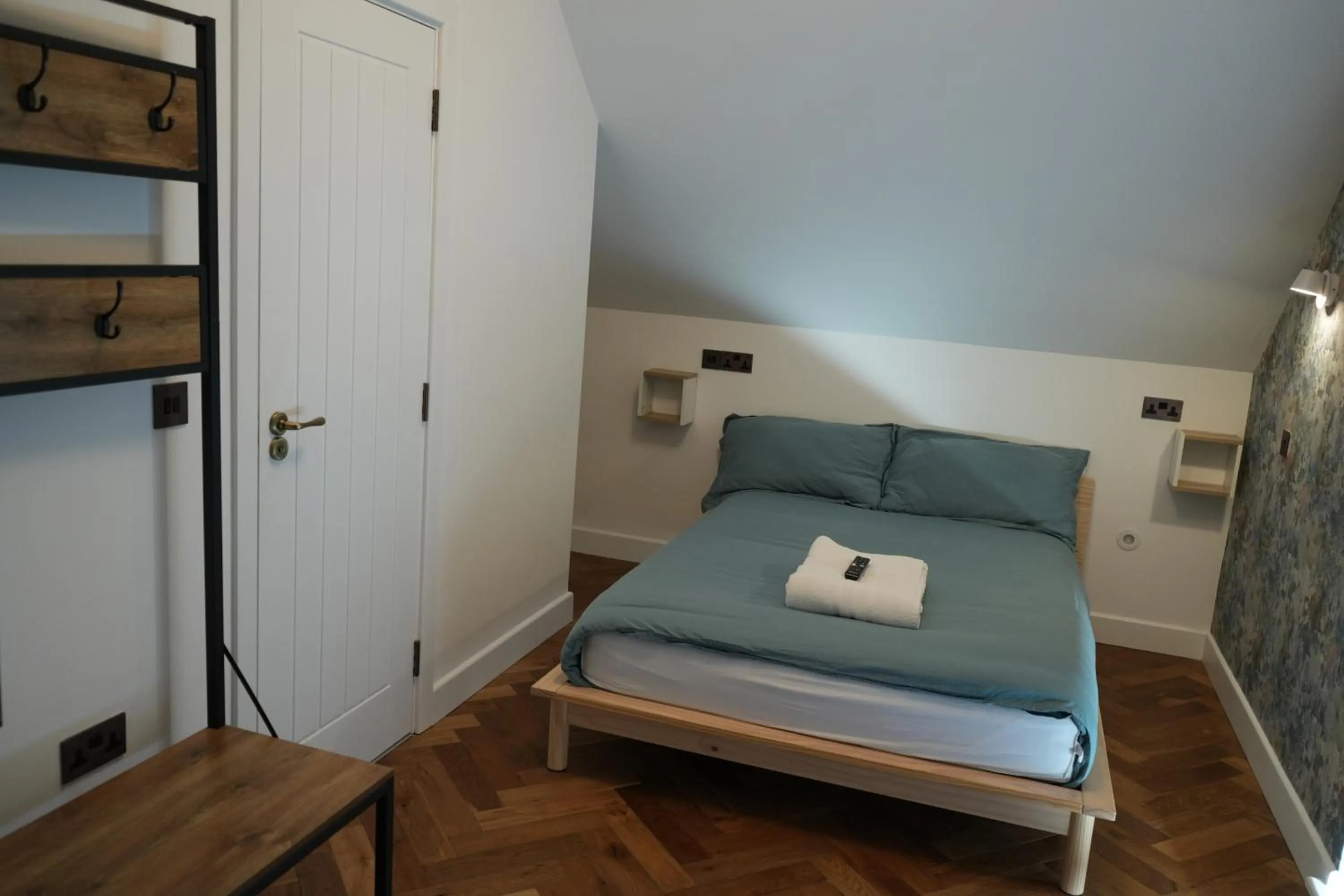 Bed in Fountain Hotel