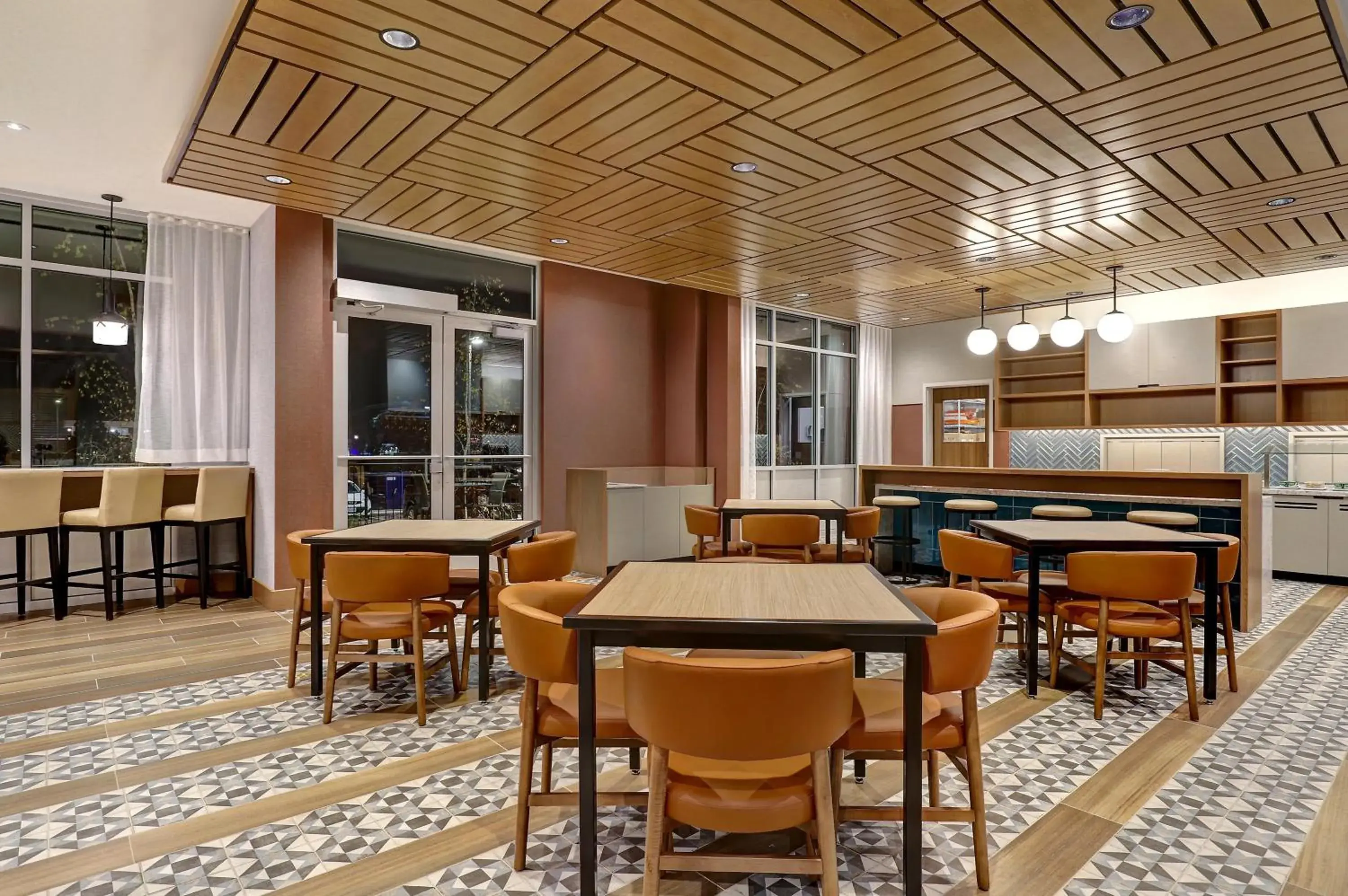 Restaurant/places to eat in Hyatt Place Prince George Restaurant/places to eat in Hyatt Place Prince George