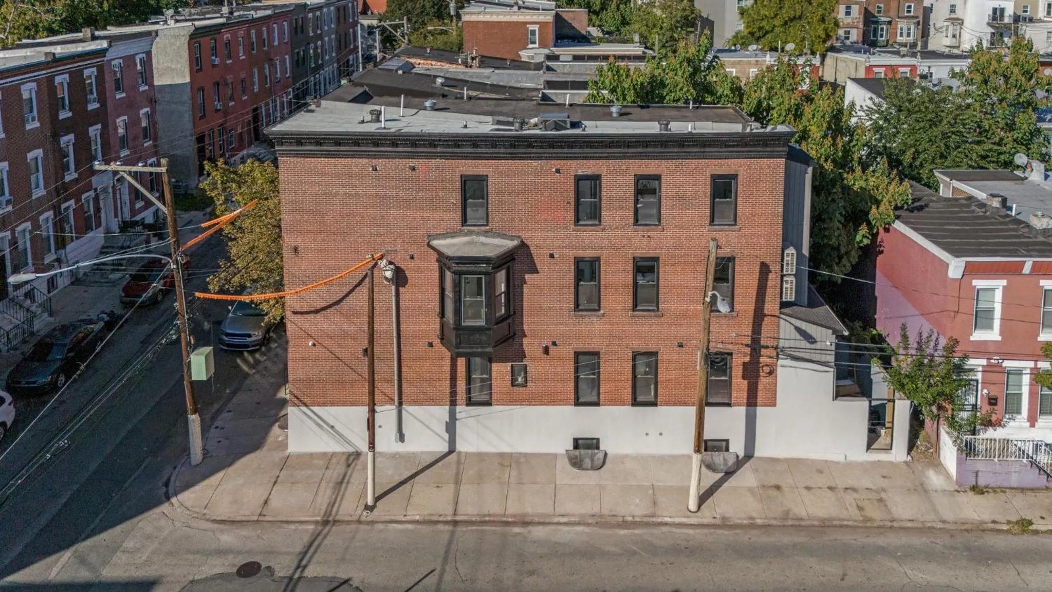 Property building in Goodseed Suites Philadephia Center