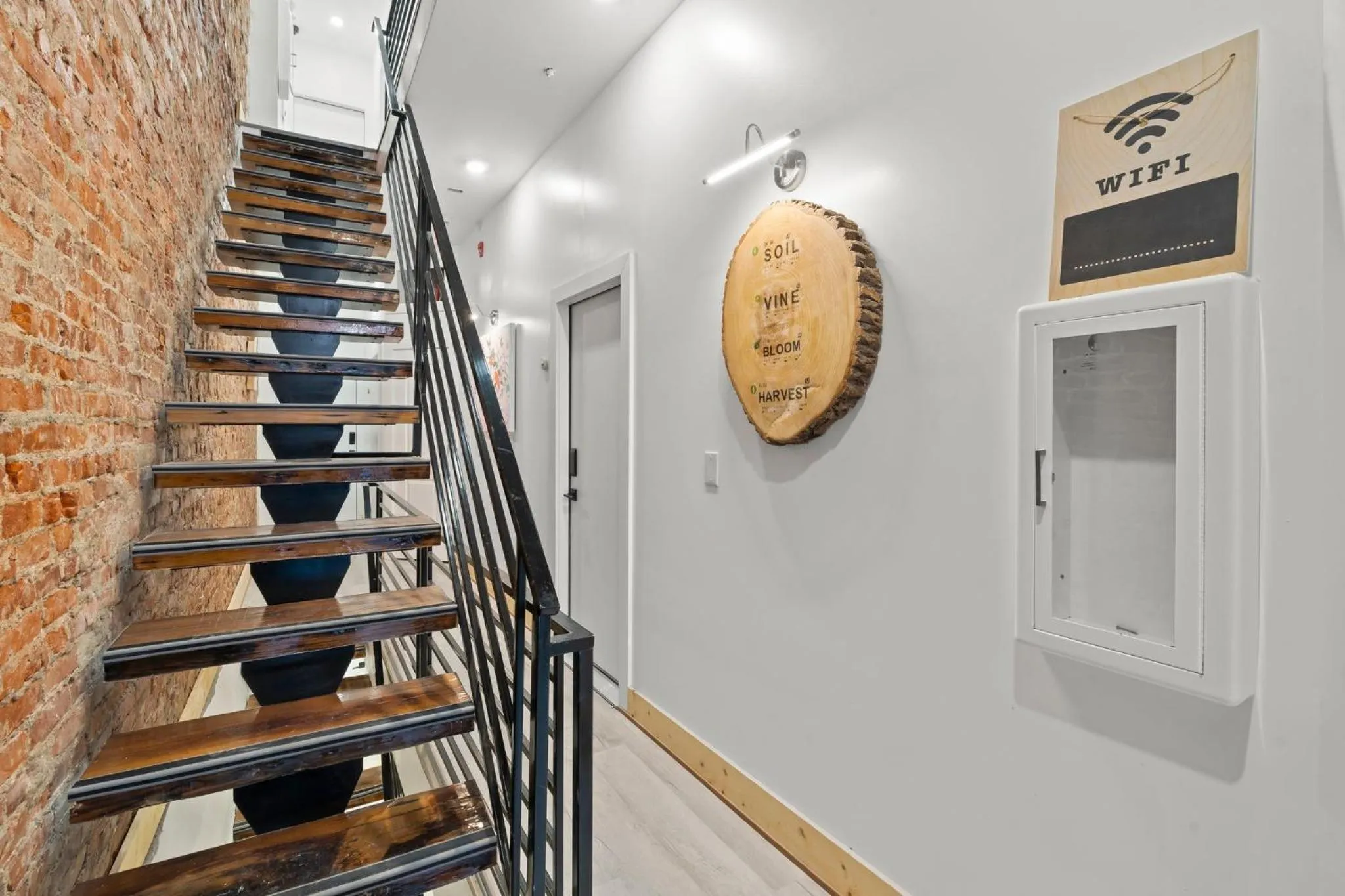 Facade/entrance in Goodseed Suites Philadephia Center