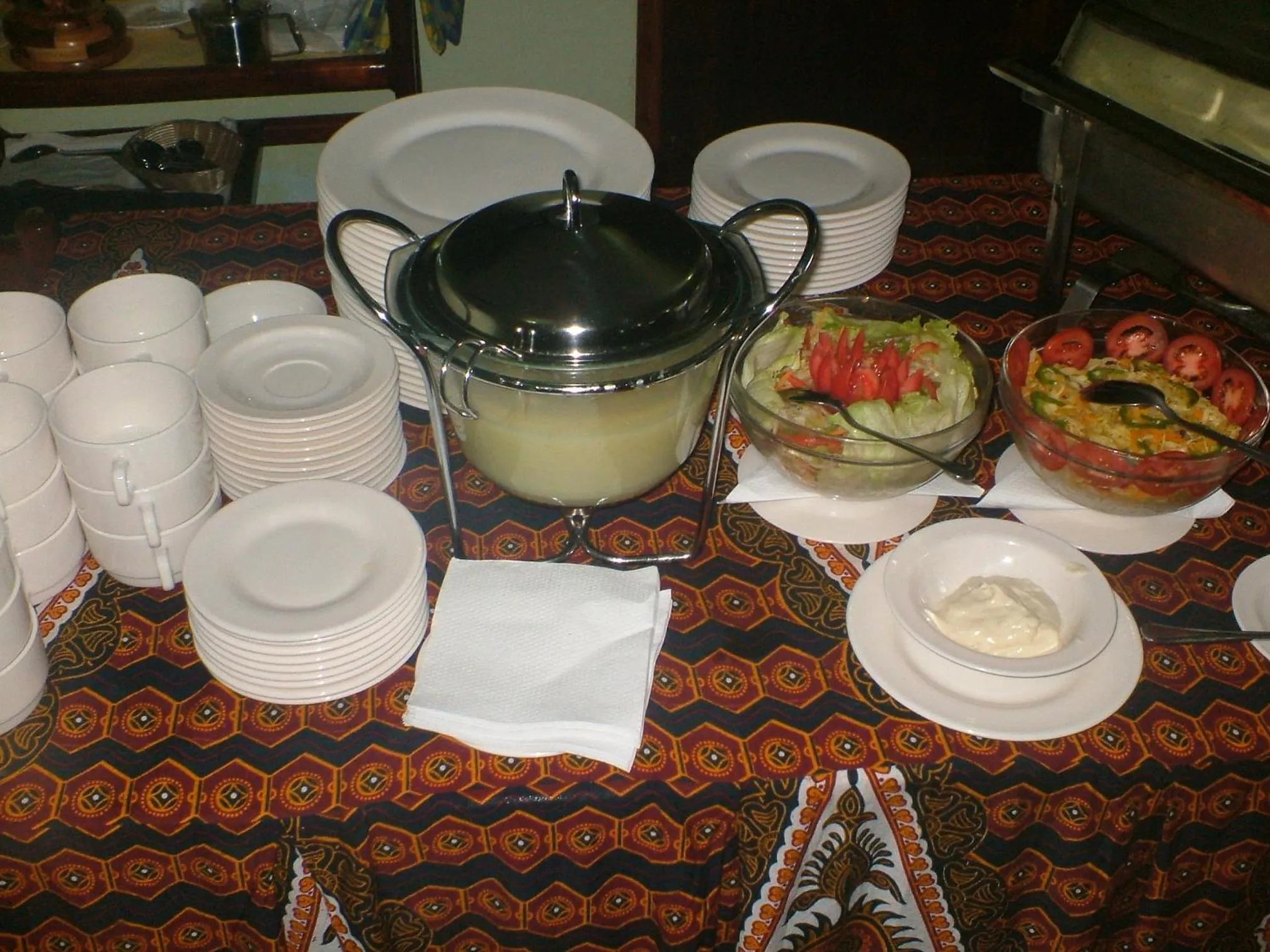 Restaurant/places to eat in LUSHOTO EXECUTIVE LODGE