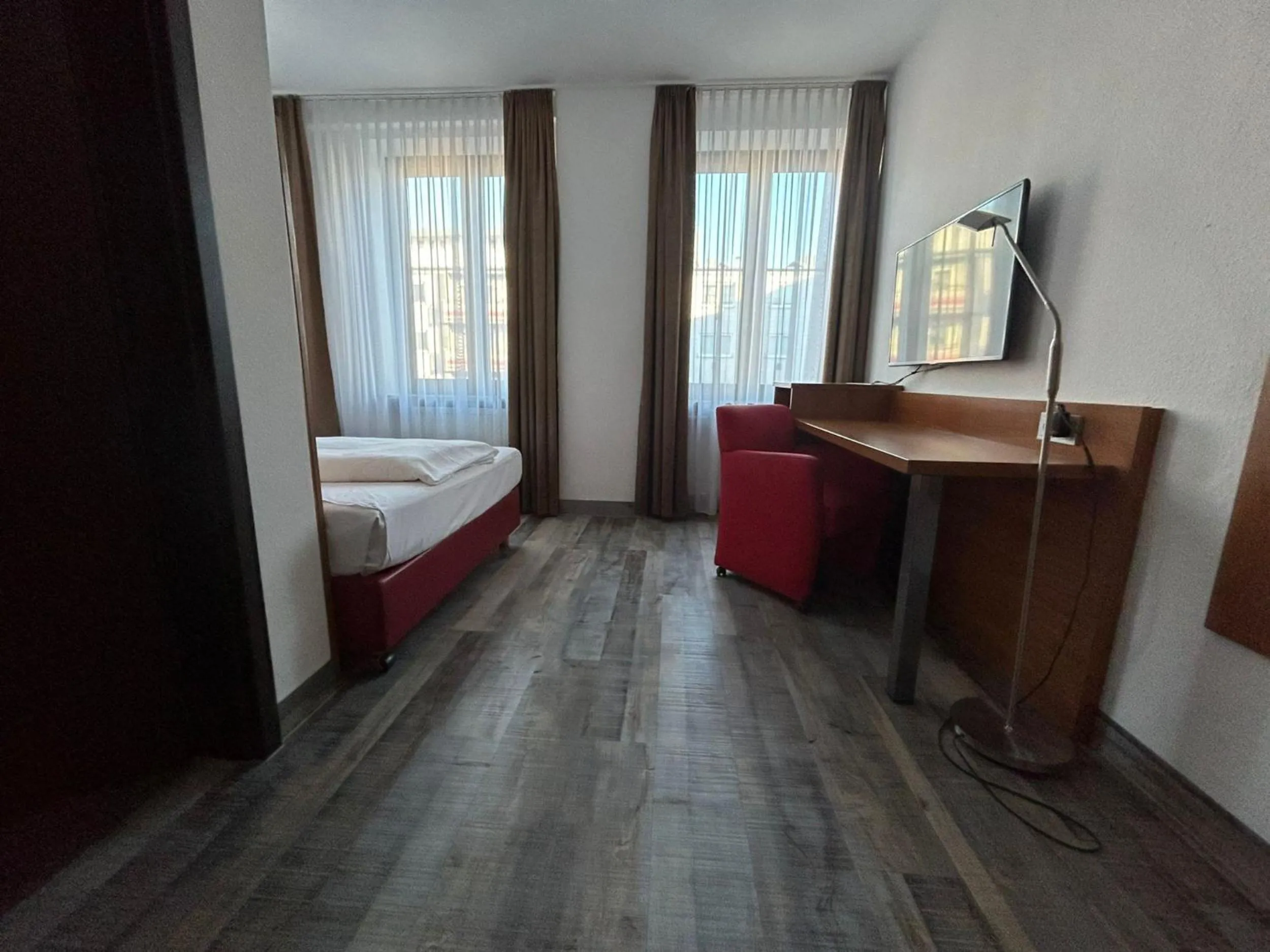 Property building, Bed in Hotel Fackelmann