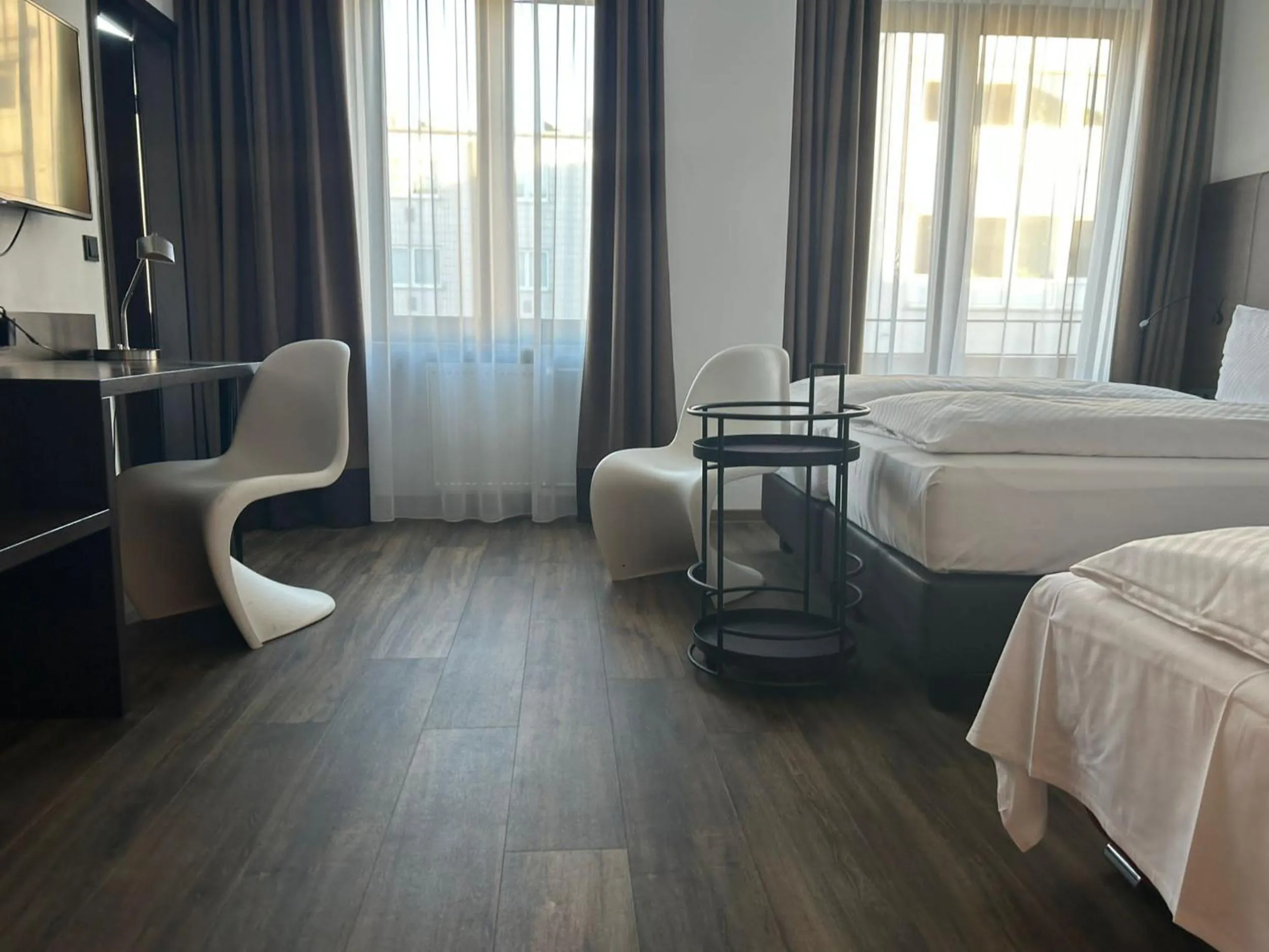 Property building, Bed in Hotel Fackelmann