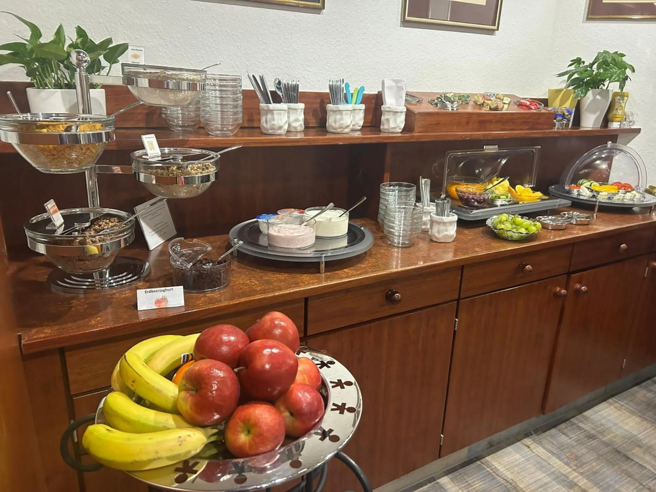 Buffet breakfast in Hotel Fackelmann