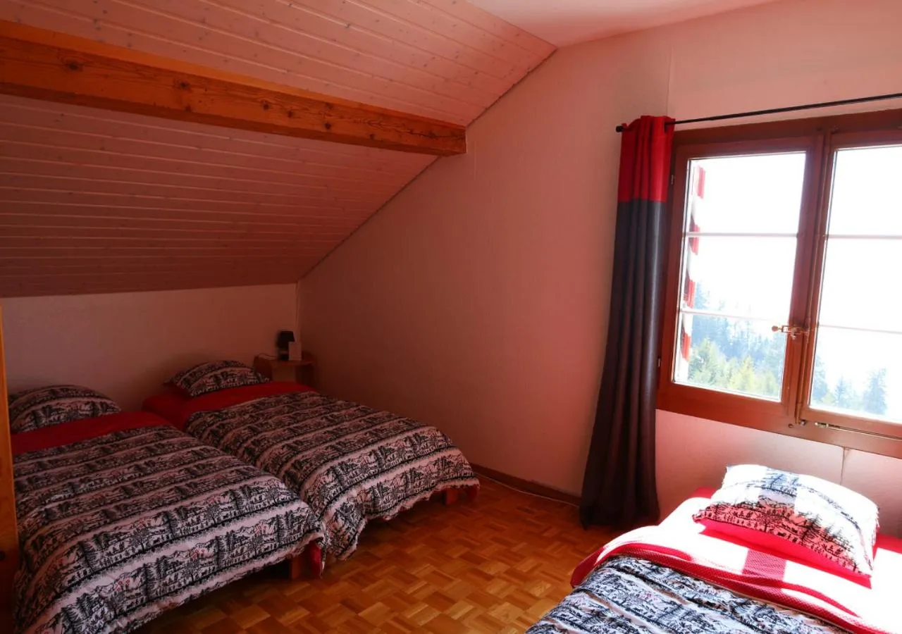 Bedroom, Bed in Maison de Montagne de Bretaye accès par le train arrêt Bouquetin