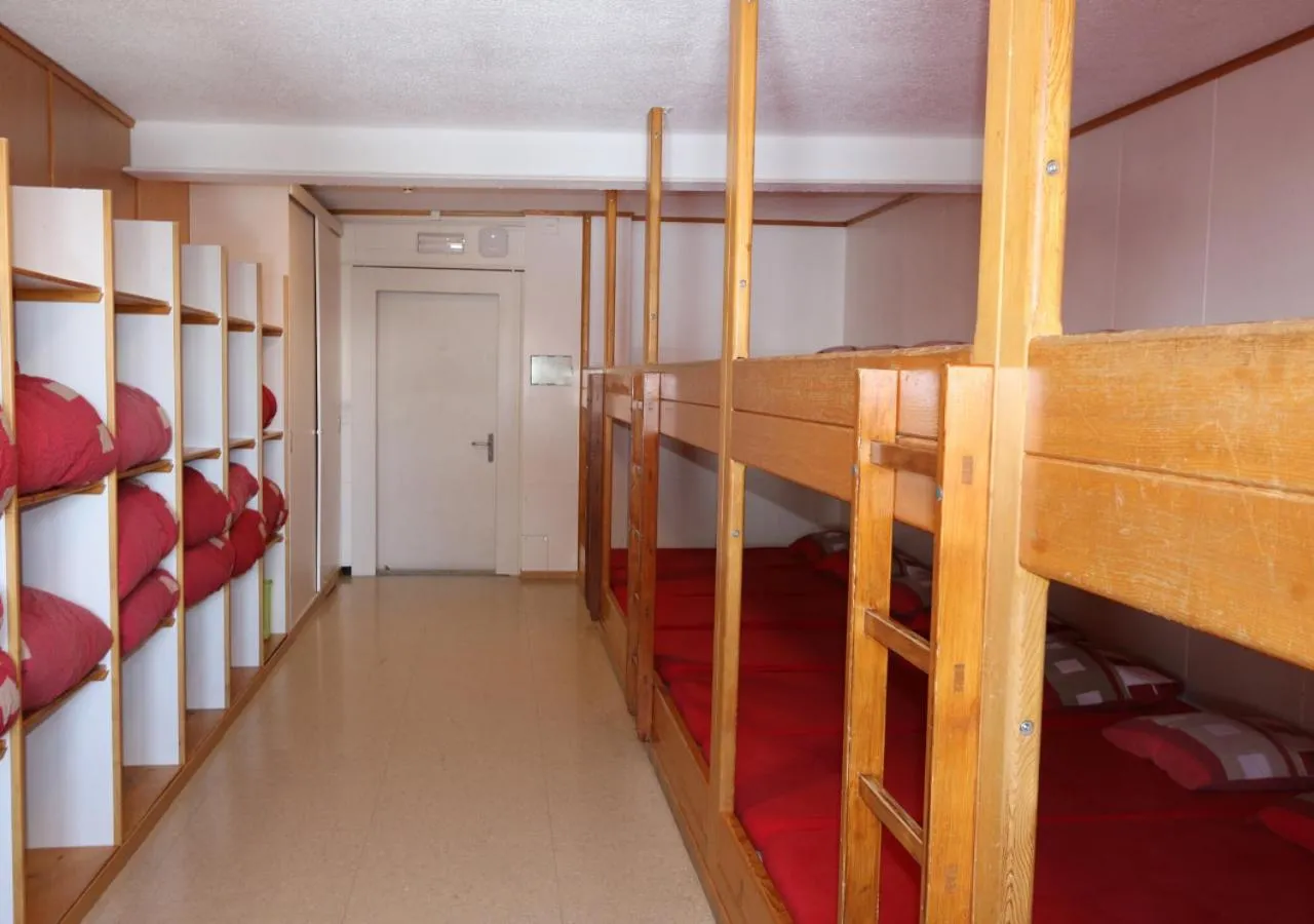 Bed in Maison de Montagne de Bretaye accès par le train arrêt Bouquetin