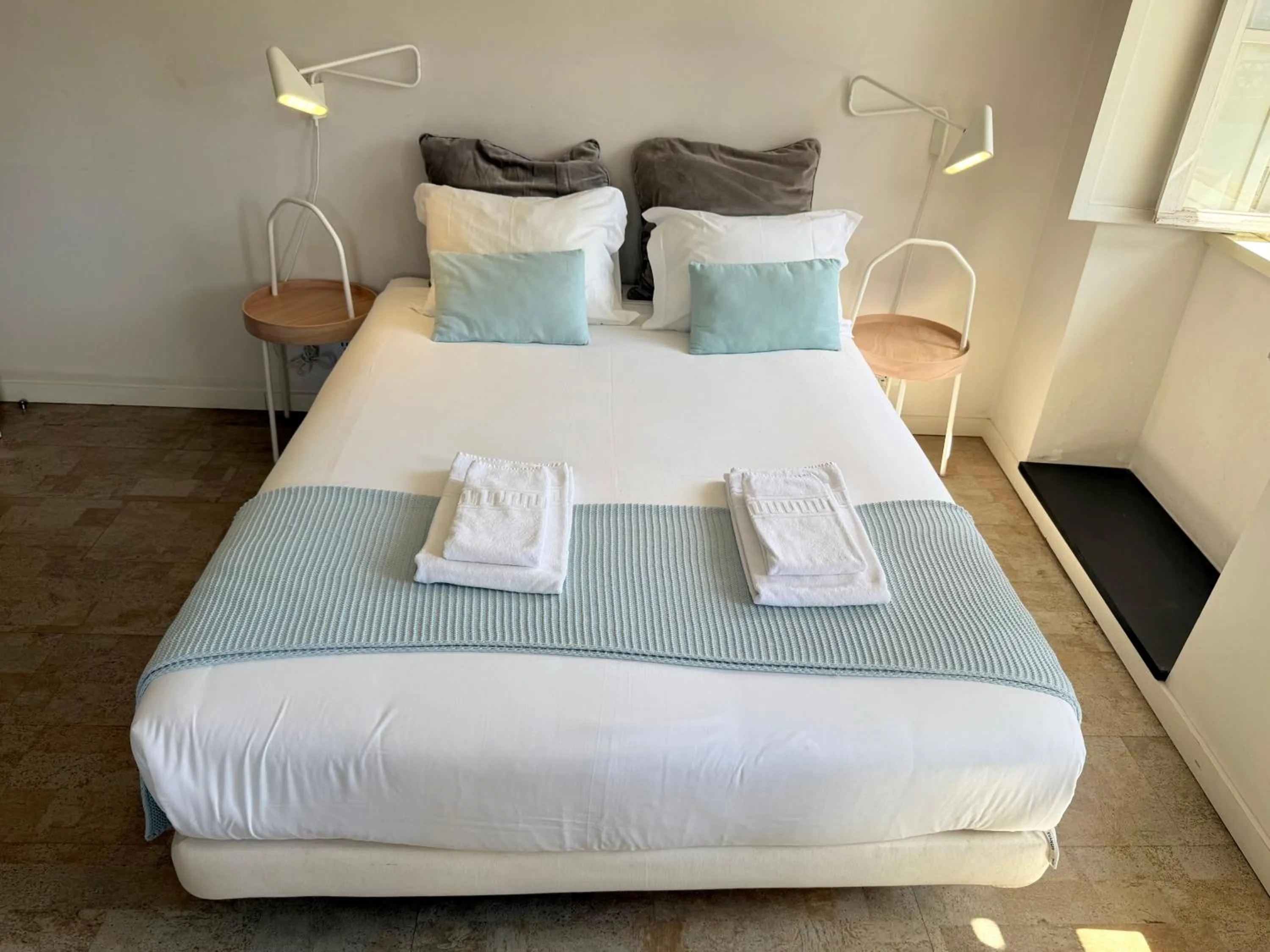 Bed in Ribeira Cinema Apartments