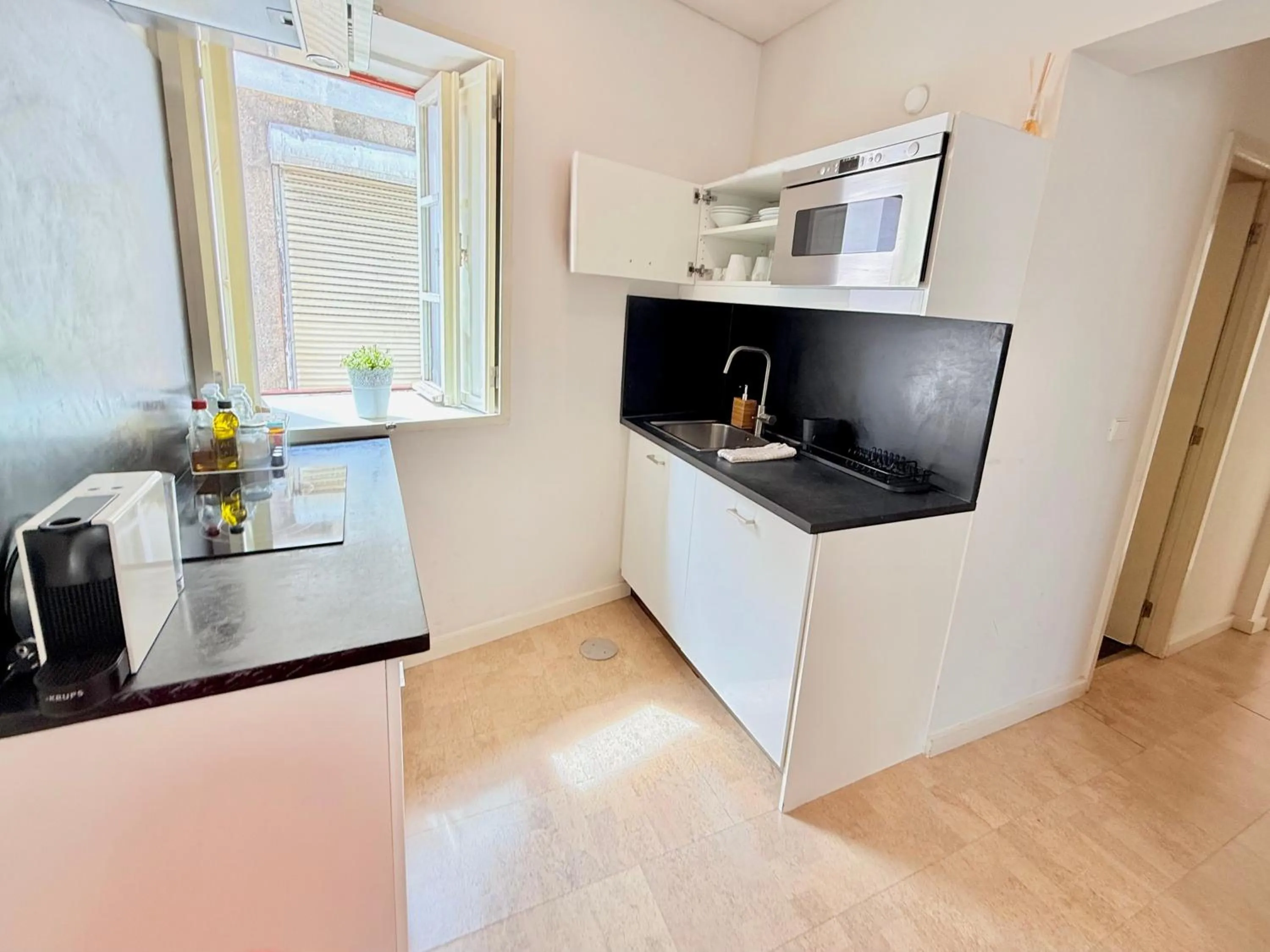 Coffee/tea facilities in Ribeira Cinema Apartments