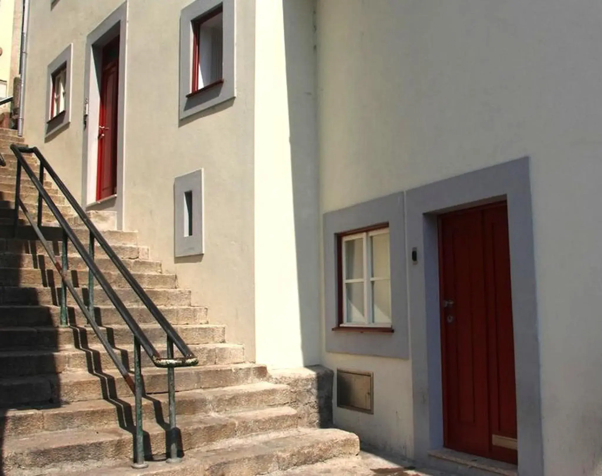 Facade/entrance in Ribeira Cinema Apartments Facade/entrance in Ribeira Cinema Apartments