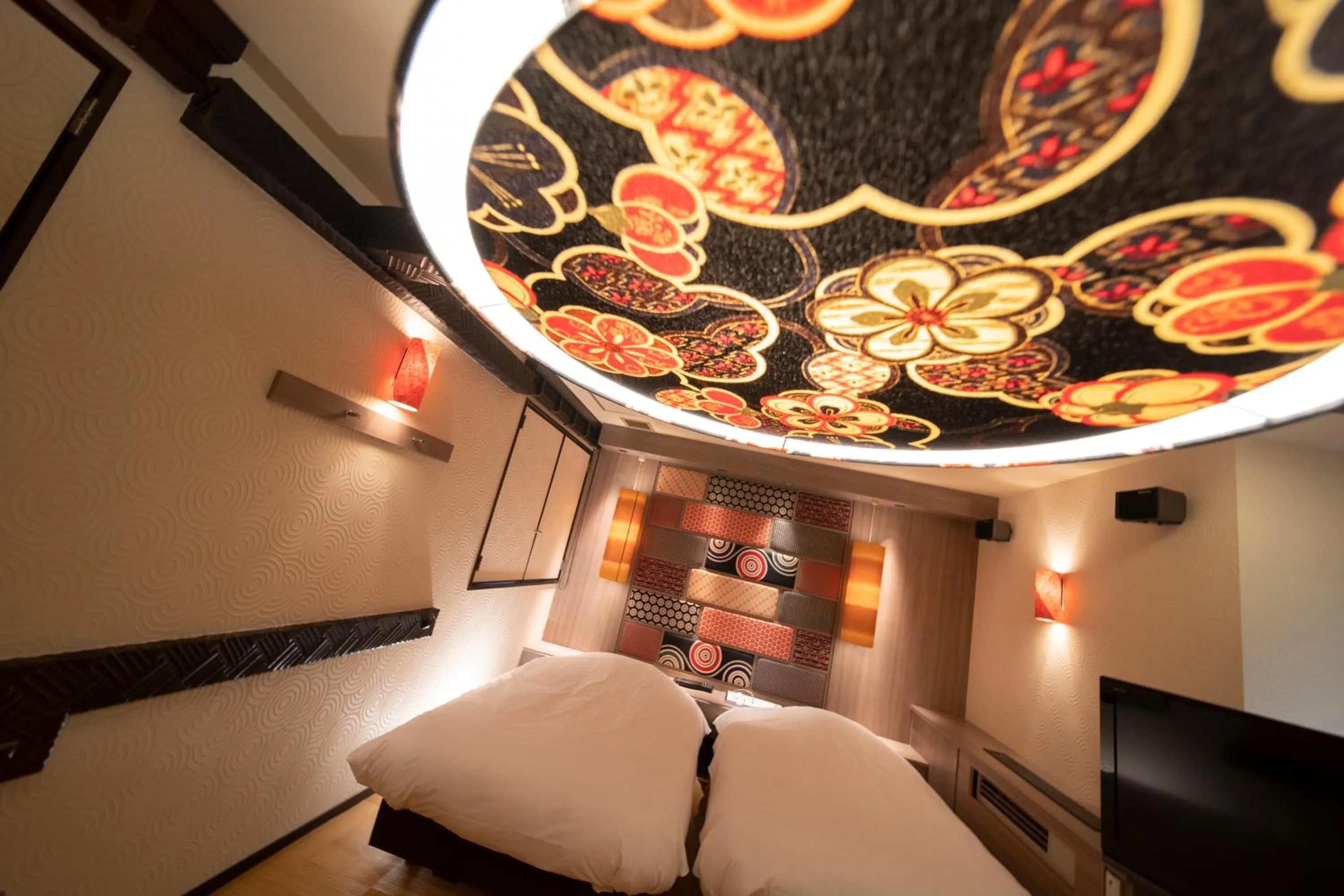 Photo of the whole room, Bed in Royal Hotel Uohachi Bettei