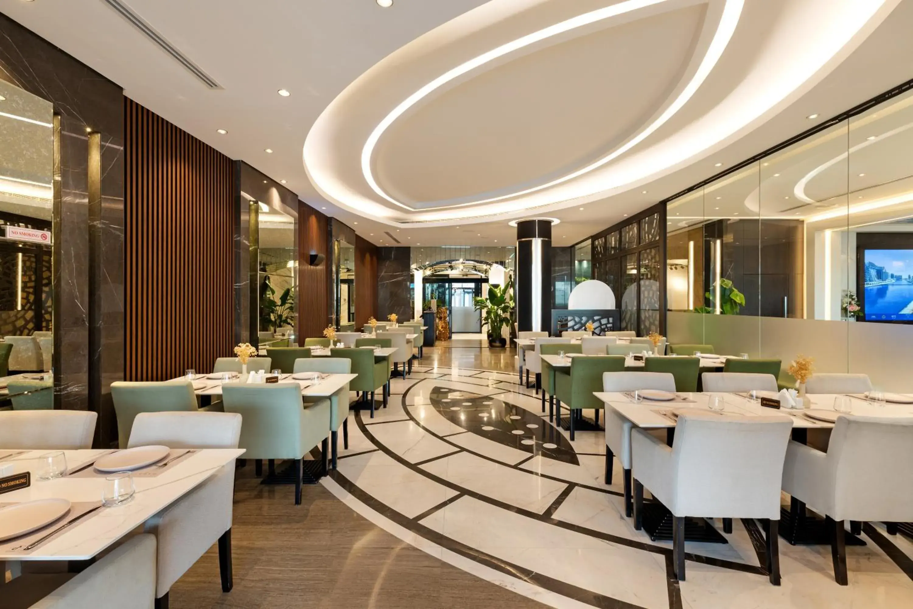 Restaurant/places to eat in Royal Continental Suites Business Bay - Deluxe Apartments Restaurant/places to eat in Royal Continental Suites Business Bay - Deluxe Apartments