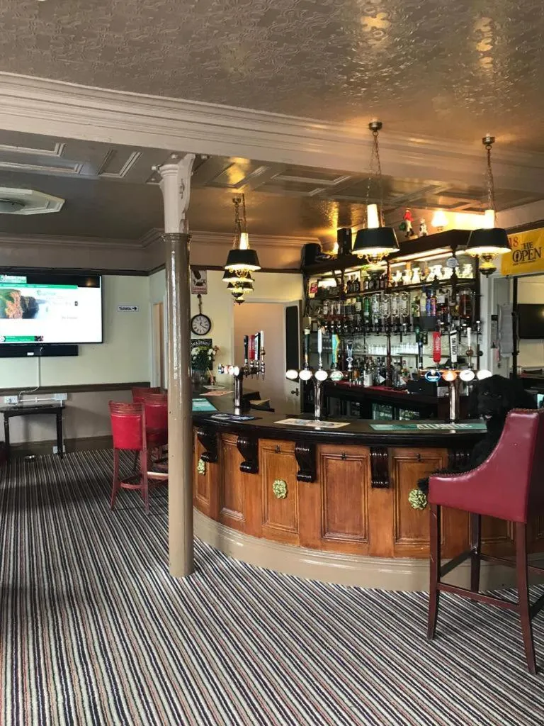 Lounge or bar in The Harp Freehouse and Guesthouse