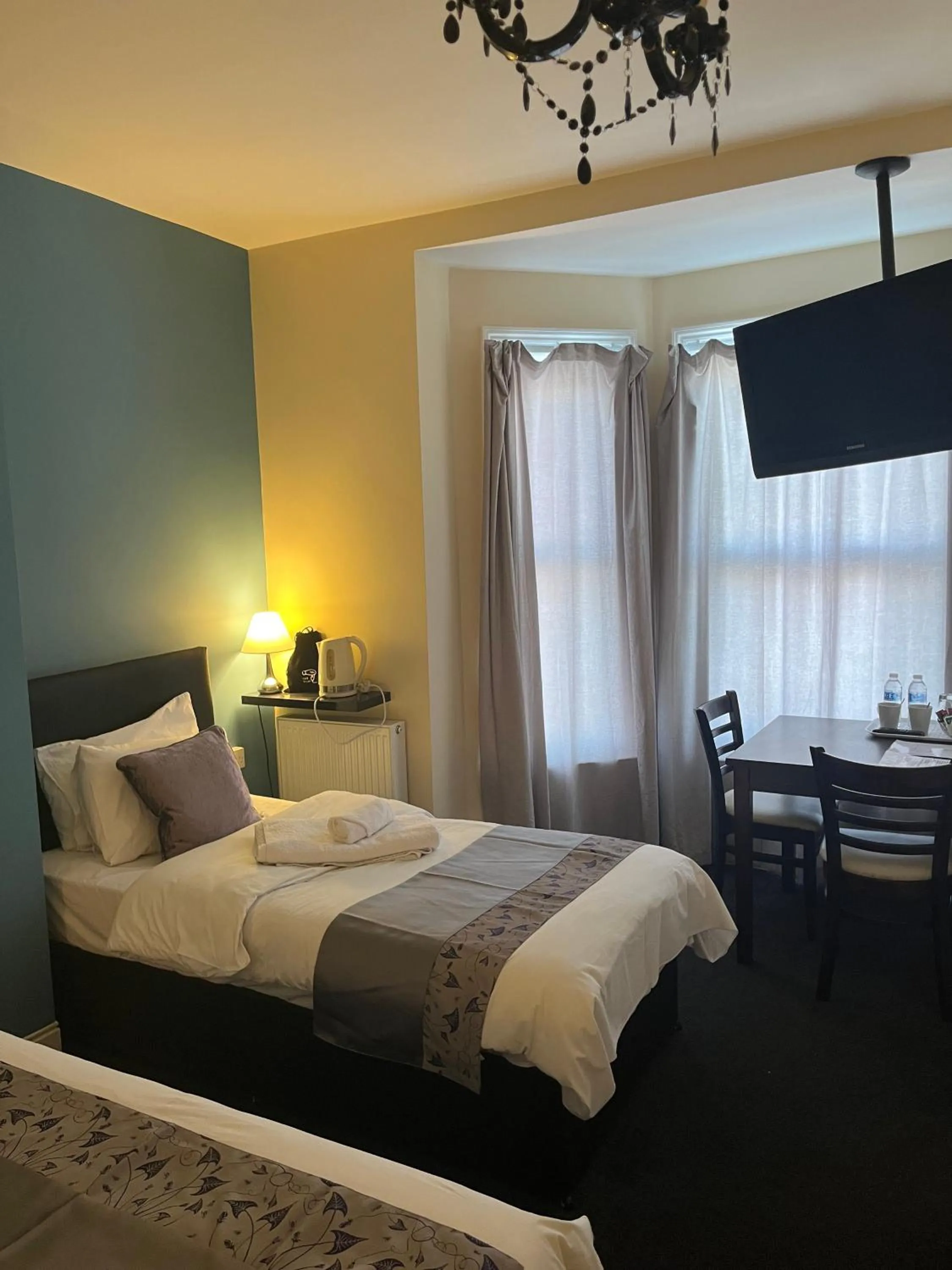 Bed in The Harp Freehouse and Guesthouse