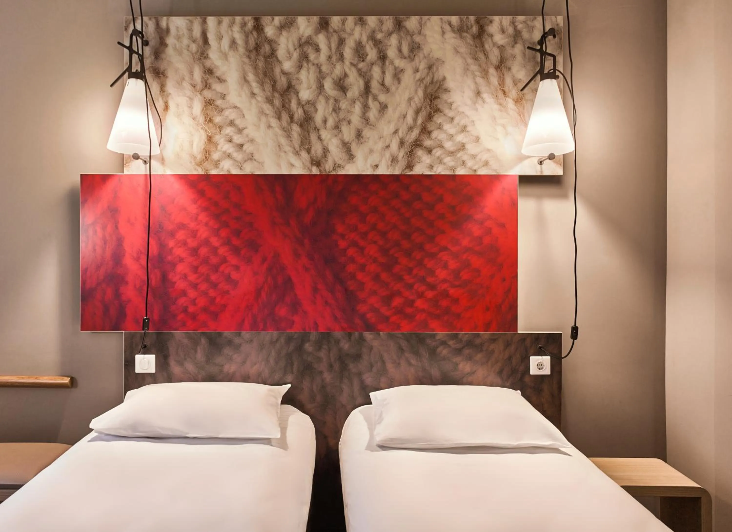 TV and multimedia, Bed in ibis Hotel Hamburg St. Pauli Messe