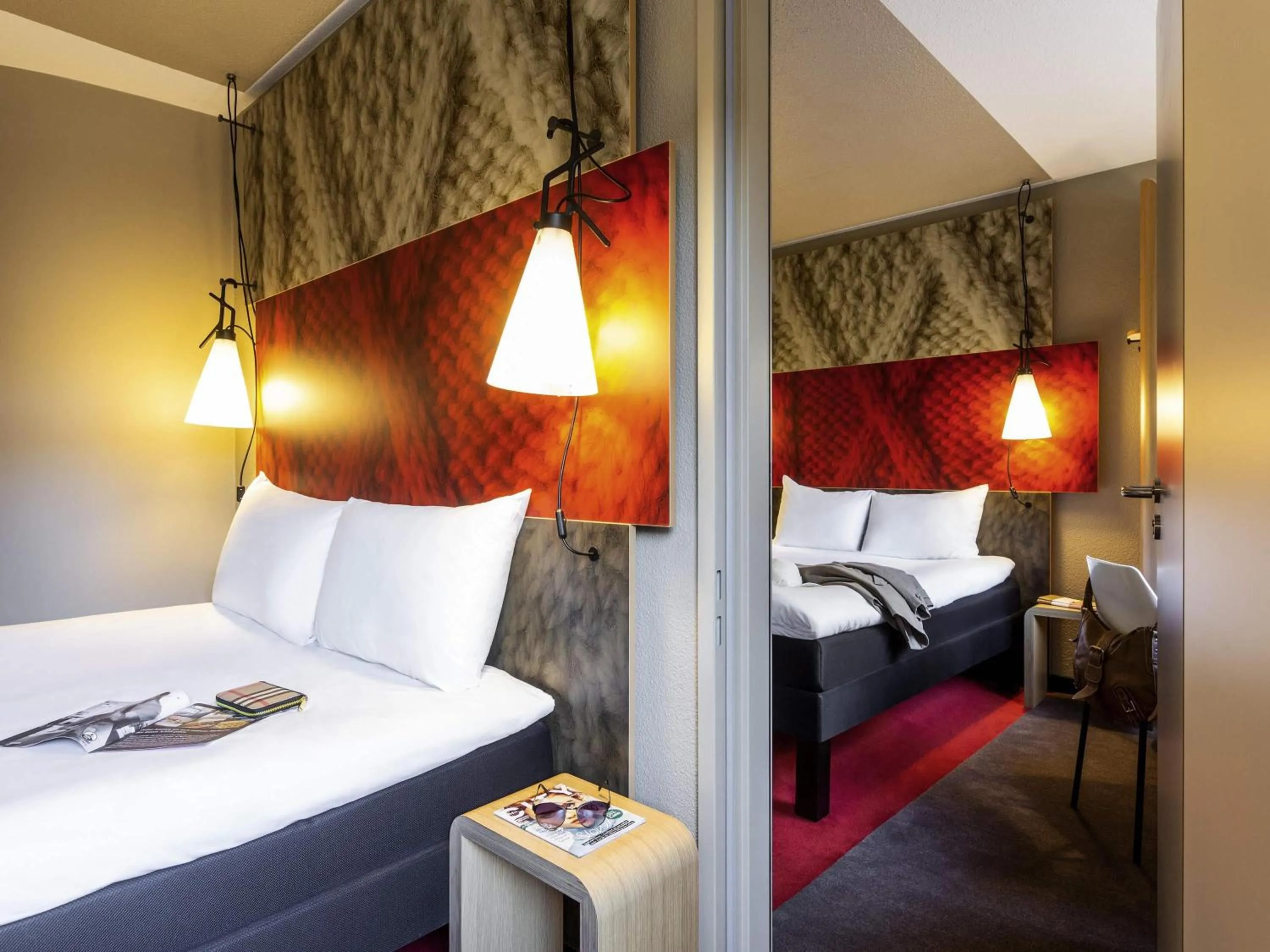 Bedroom, Bed in ibis Hotel Hamburg St. Pauli Messe