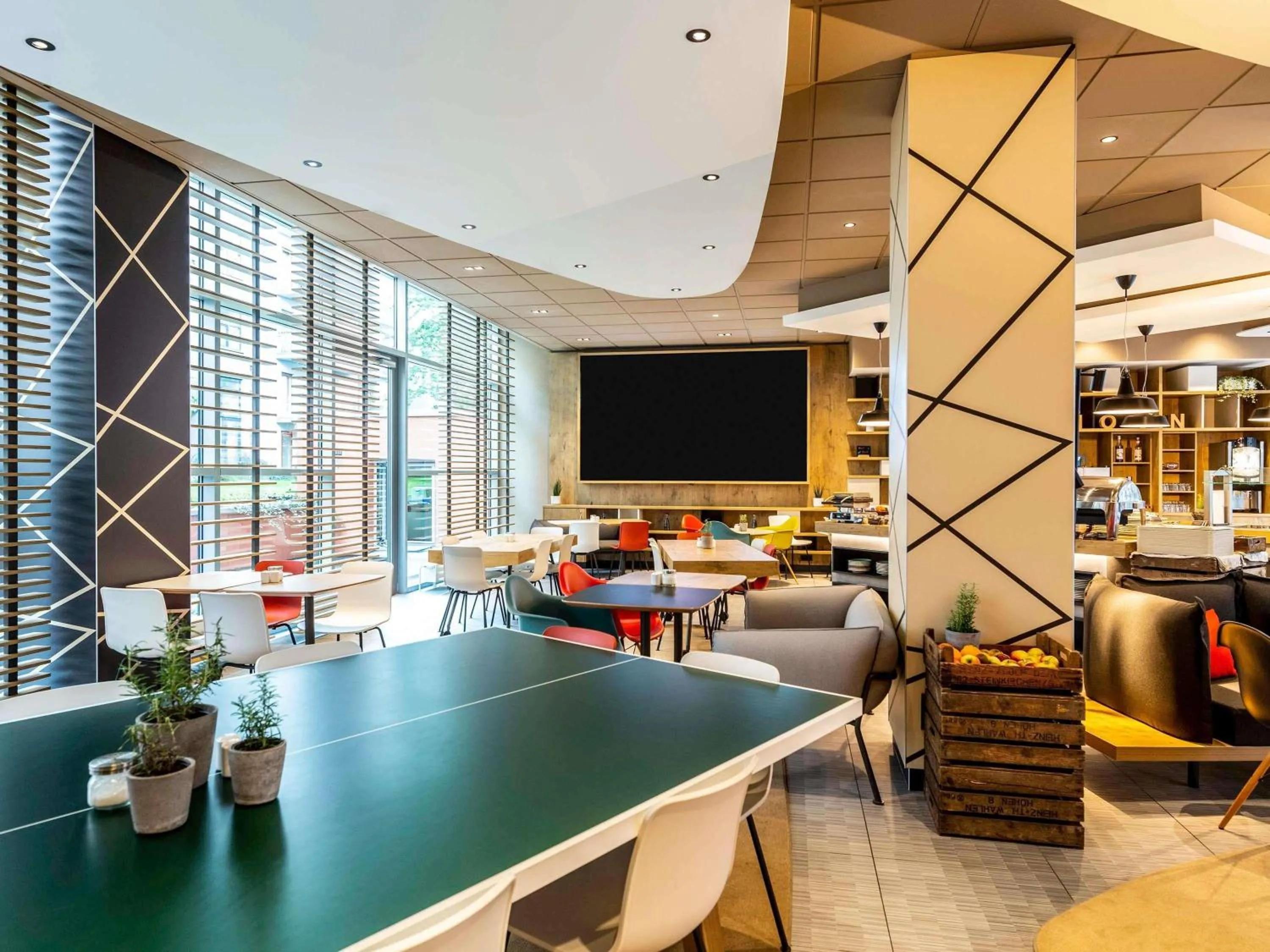 Lounge or bar in ibis Hotel Hamburg St. Pauli Messe