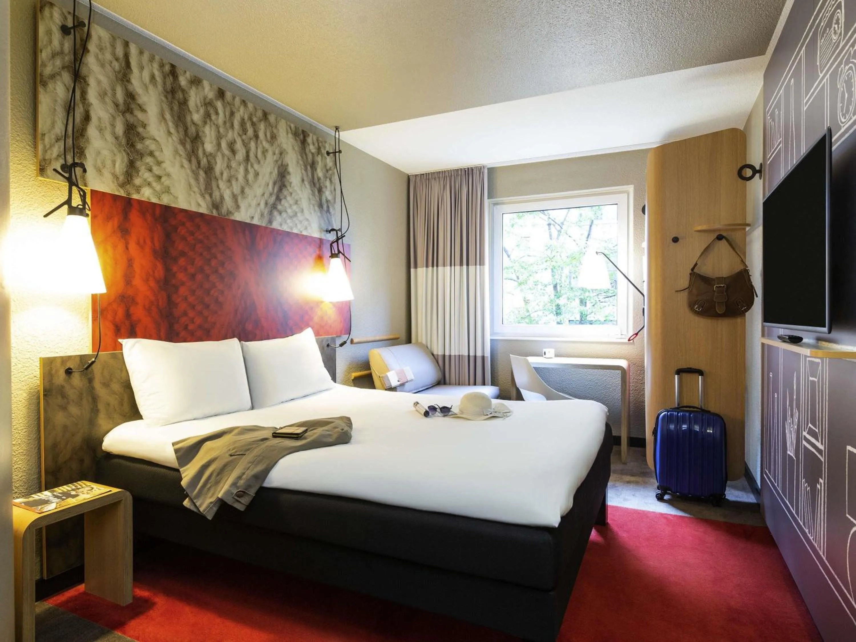 Bedroom, Bed in ibis Hotel Hamburg St. Pauli Messe