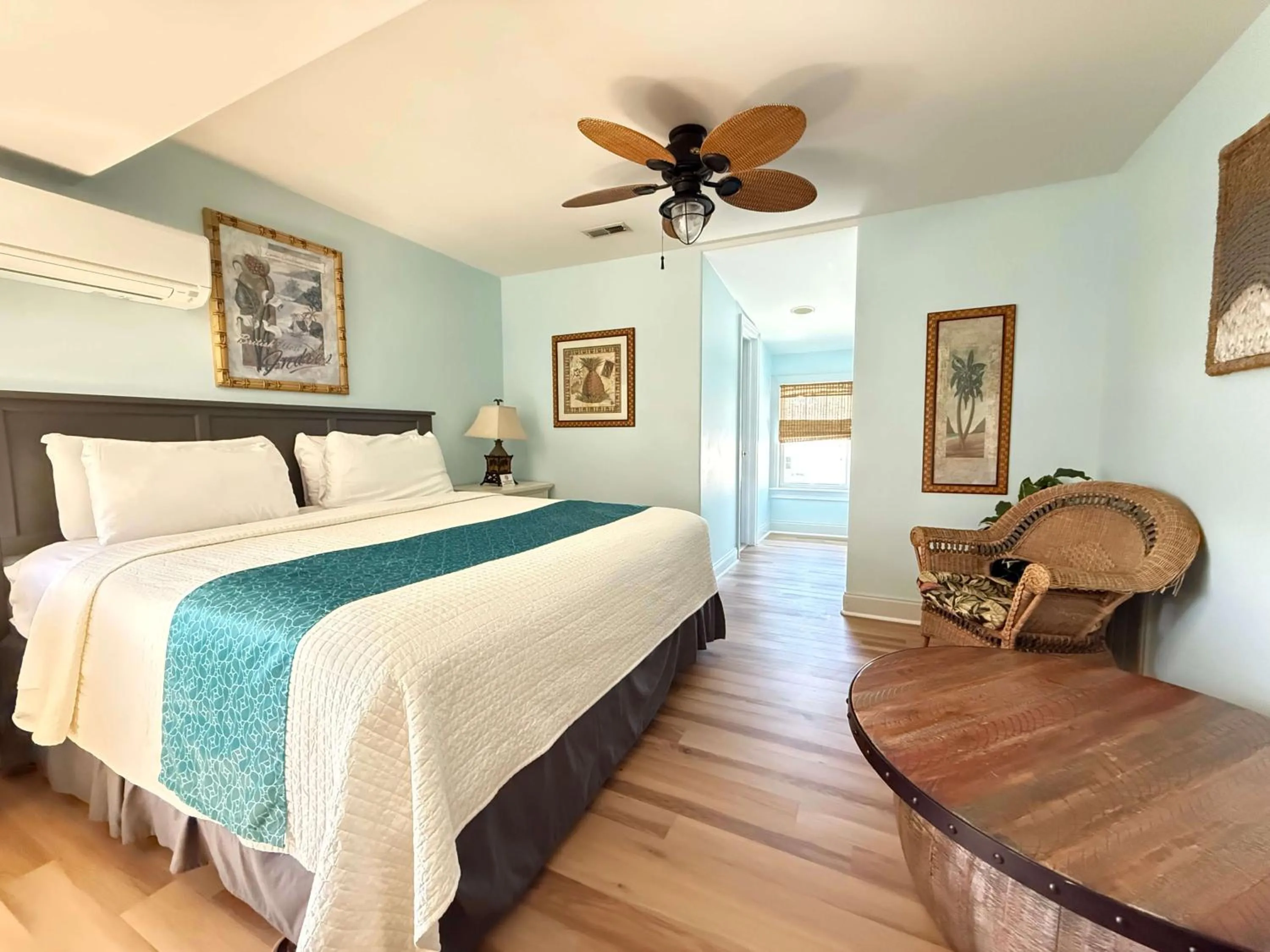 Bed in Island Guesthouse and Motel OBX