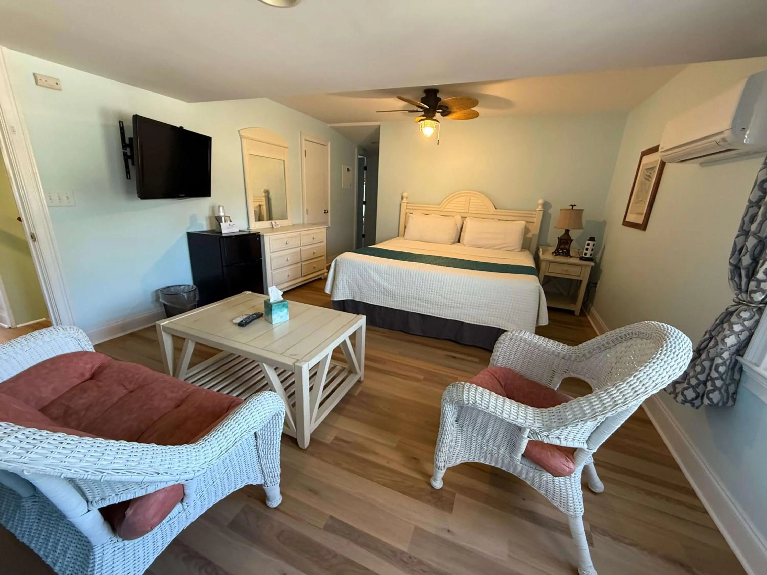 Bed in Island Guesthouse and Motel OBX