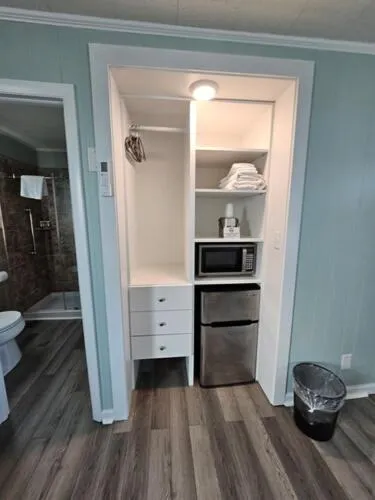 Island Guesthouse and Motel OBX