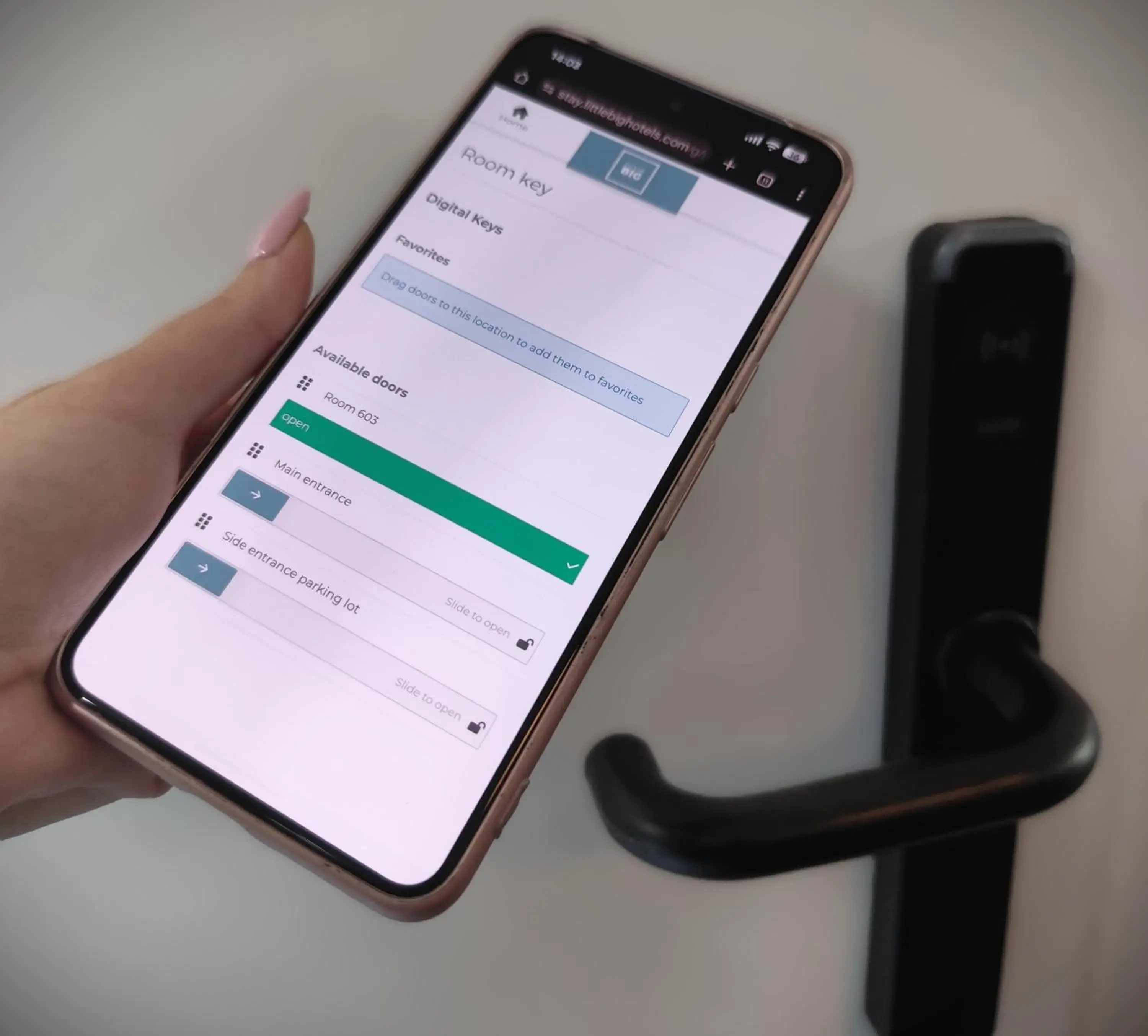 Property building in fjord hotel berlin Property building in fjord hotel berlin