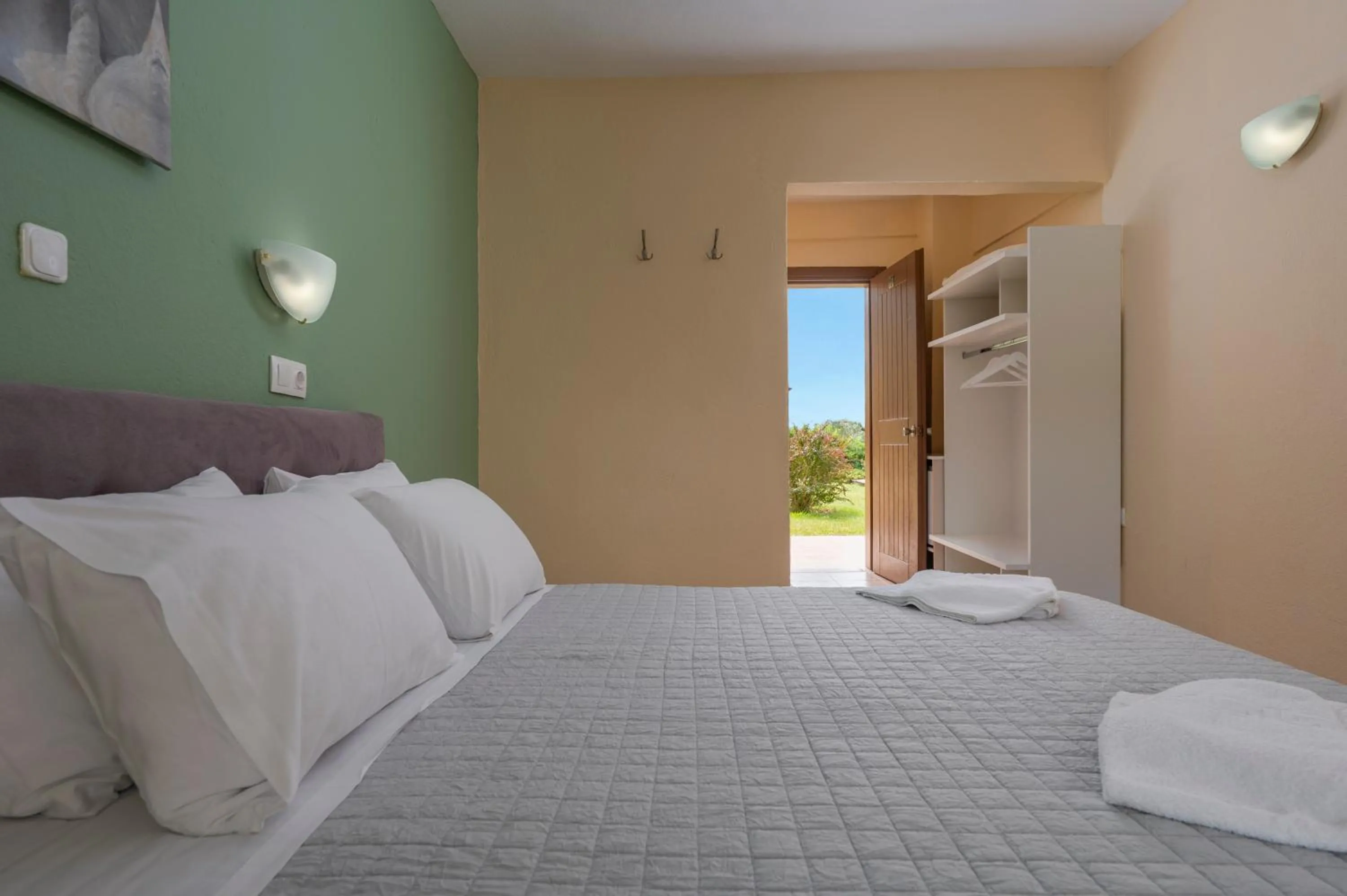 Bed in Julia Hotel