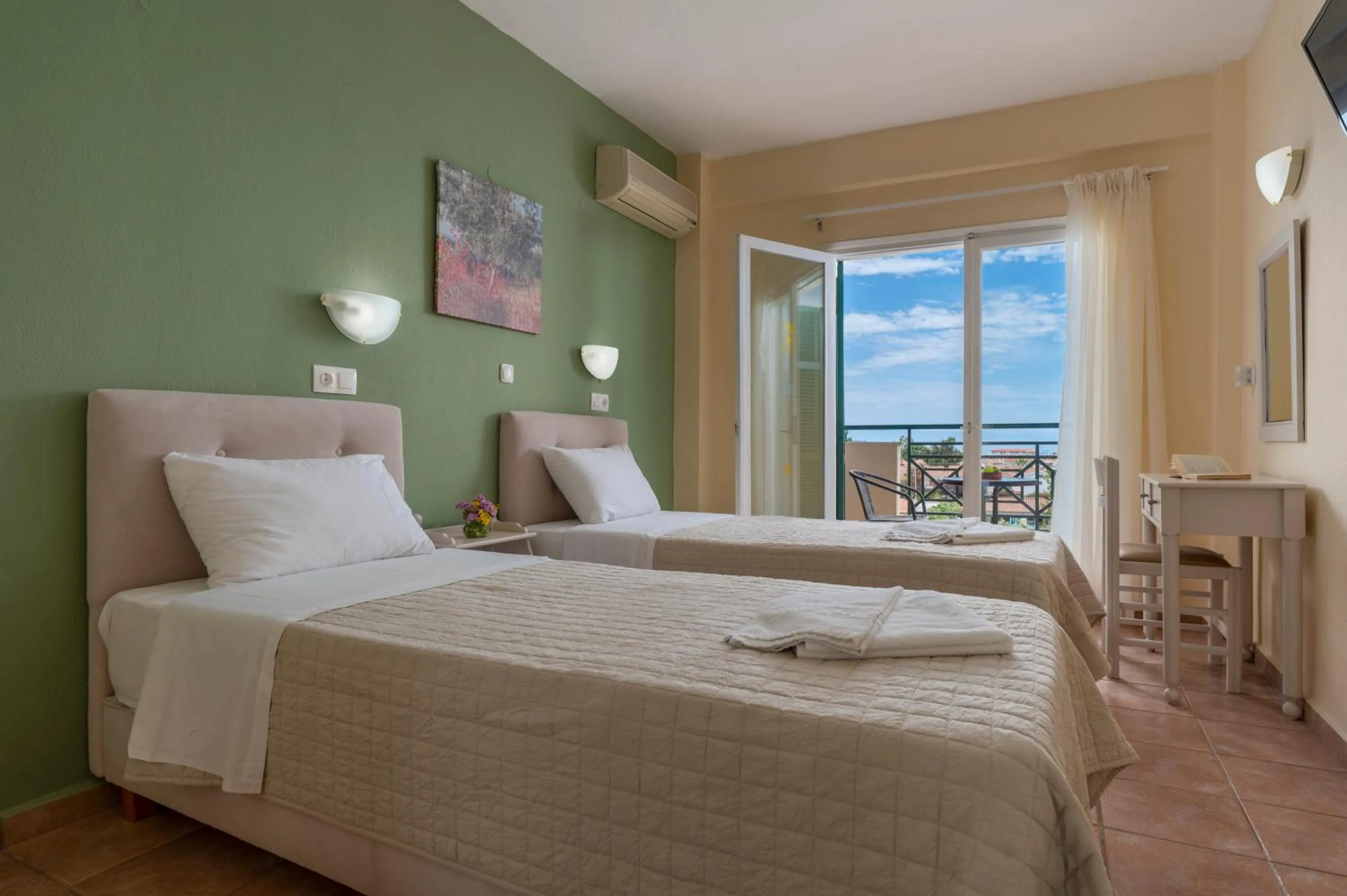 Bed in Julia Hotel