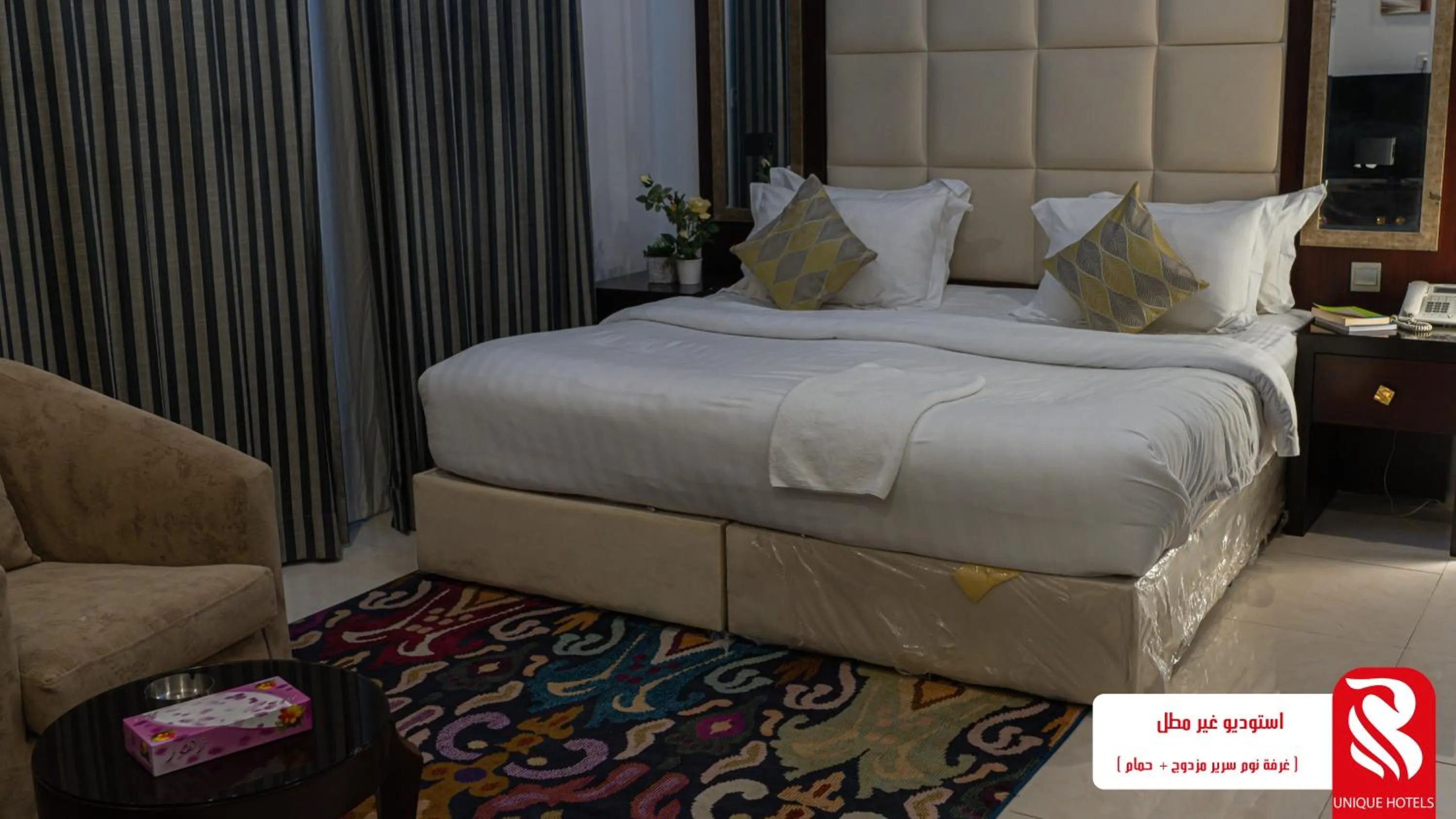 Property building, Bed in Al Andalus Tolen Hotel