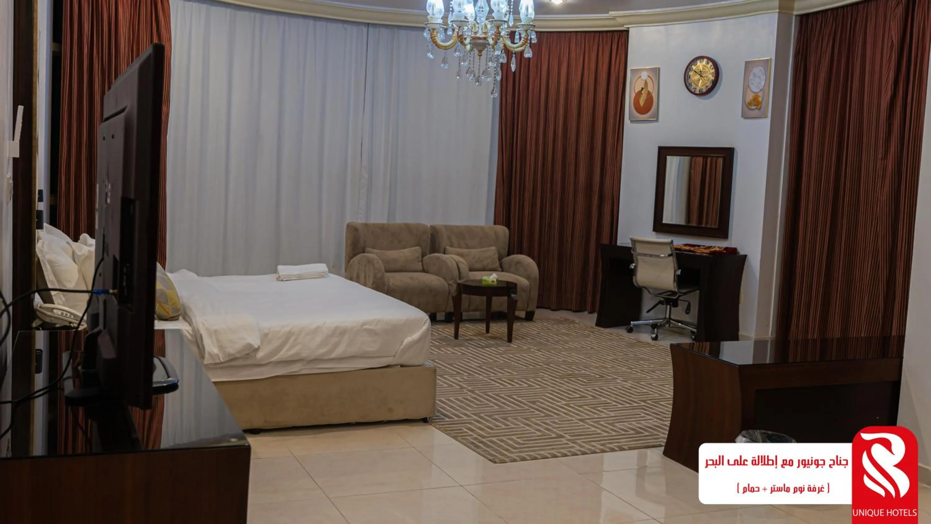 Property building, Bed in Al Andalus Tolen Hotel