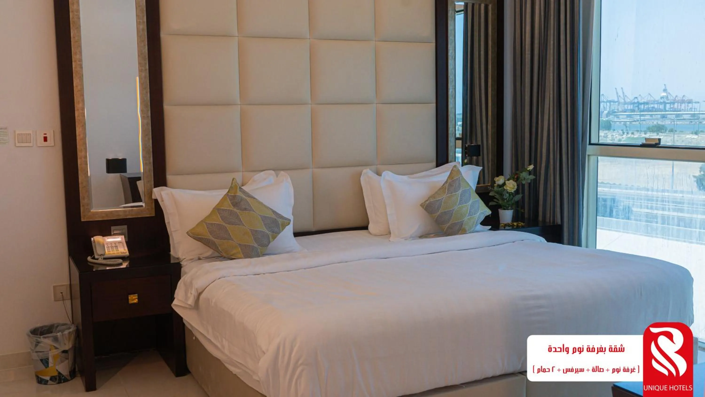 Property building, Bed in Al Andalus Tolen Hotel