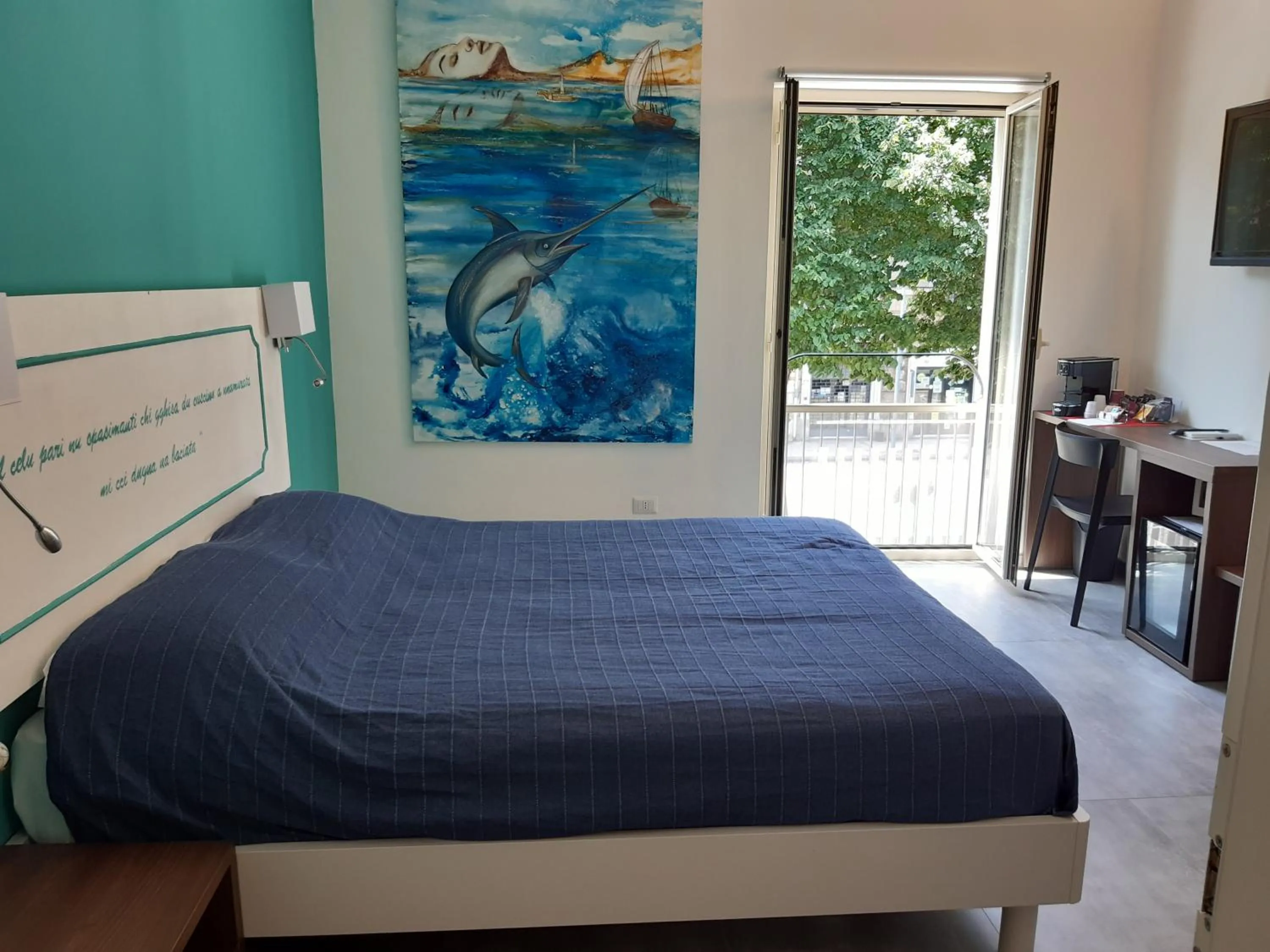 Bed in Miti Dello Stretto B&B