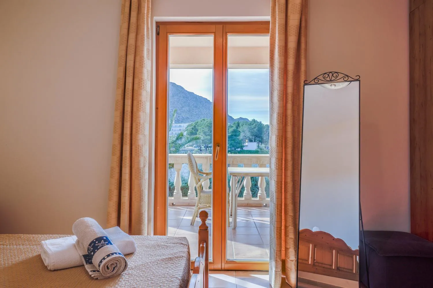 Balcony/Terrace, Bed in Villa Puerto Alcudia - Lago Aran Berna by PriorityVillas