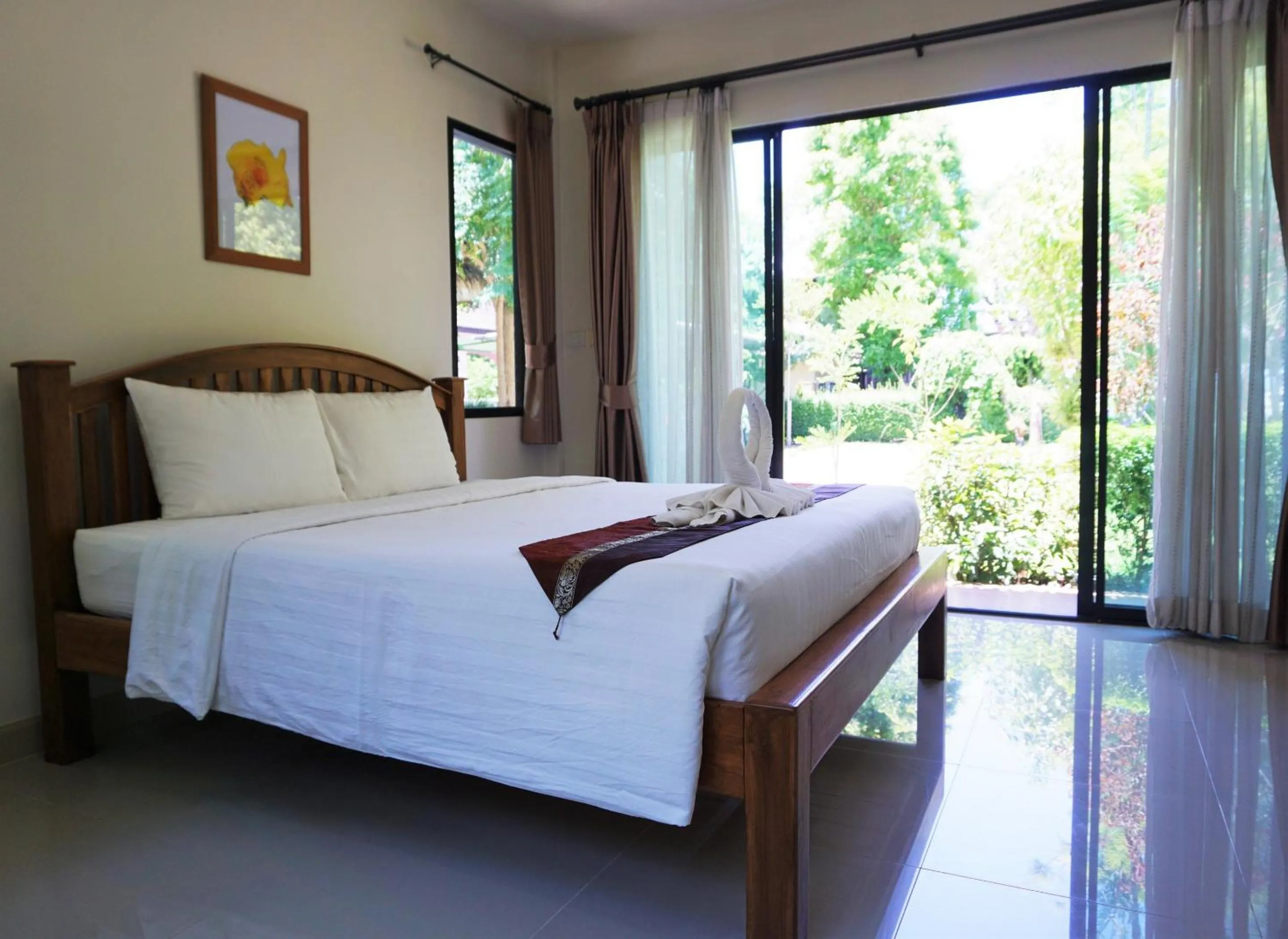 Bed in Papa's Home And Rabbit Café