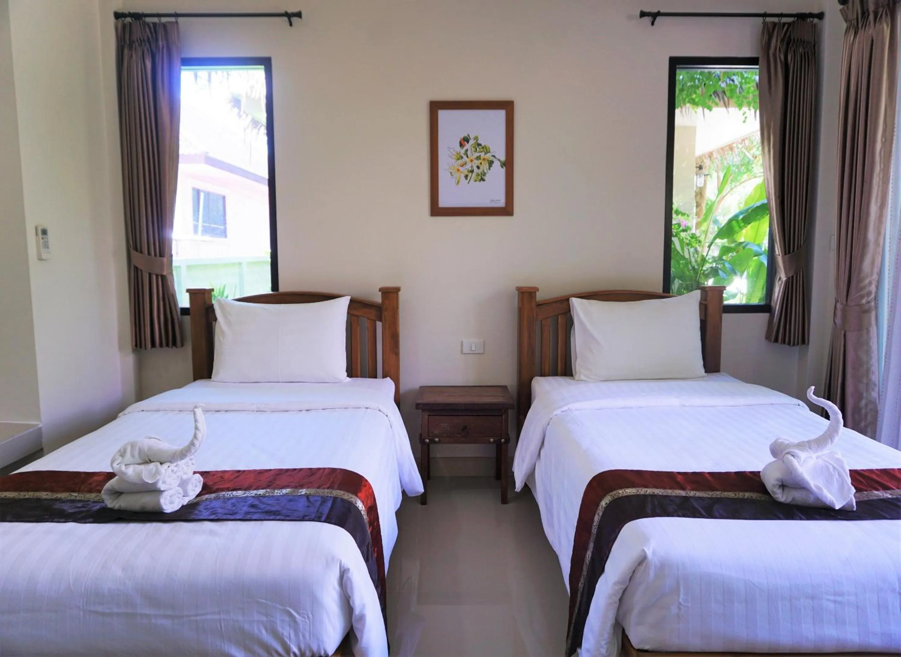 Bed in Papa's Home And Rabbit Café