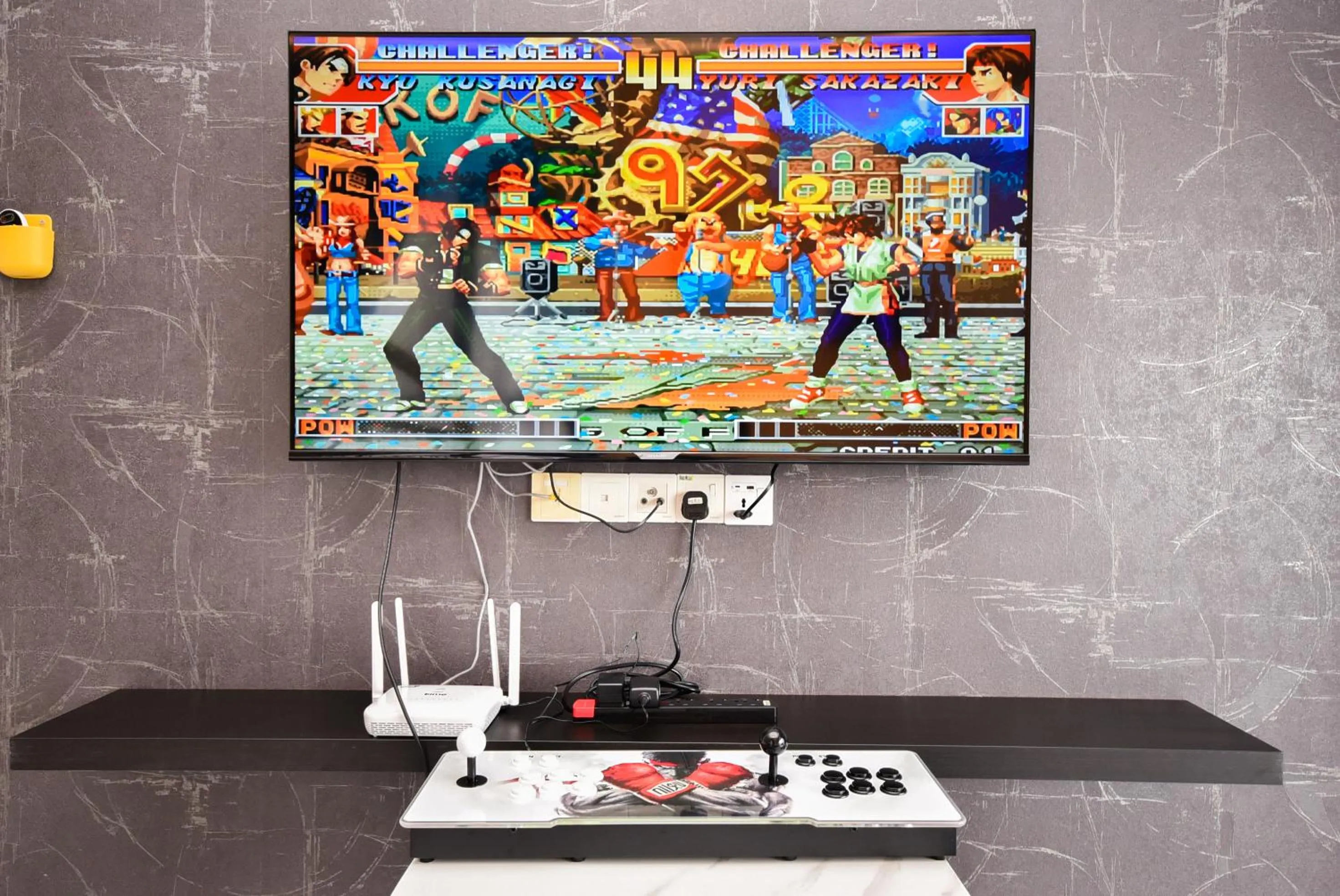 TV and multimedia in Country Garden Seaview Suite by Nest Home at Danga Bay