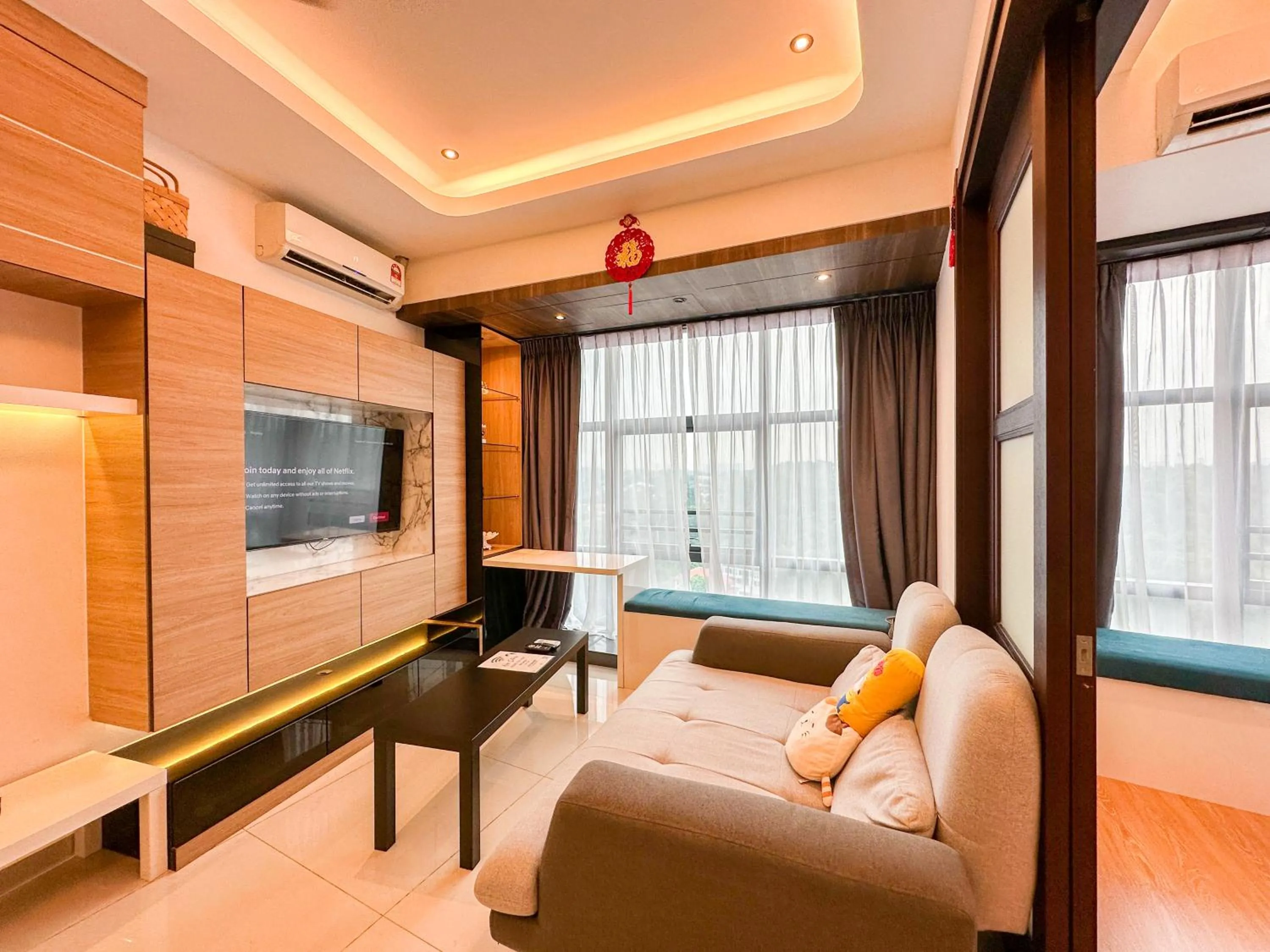 Living room in Country Garden Seaview Suite by Nest Home at Danga Bay